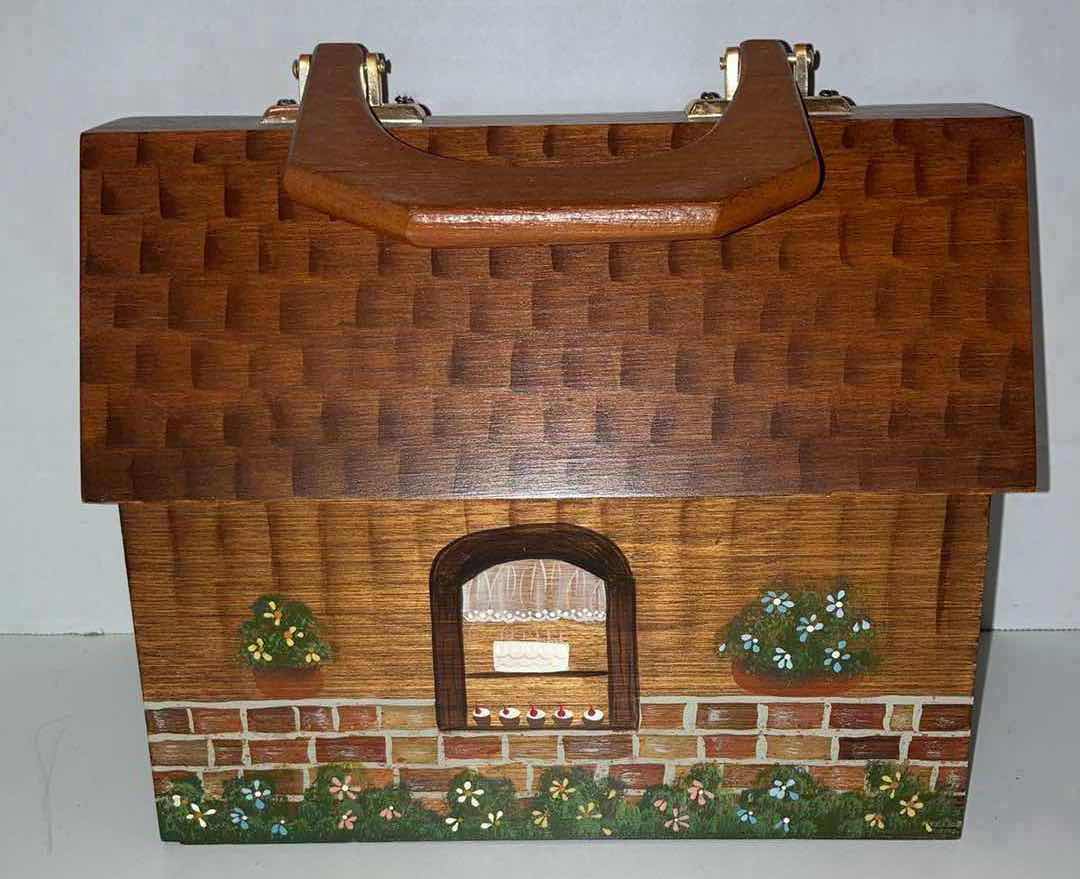 Photo 5 of HAND PAINTED BAVARIAN BAKERY TRAVEL WOOD BOX PURSE 10” X 5.5” H7.6”