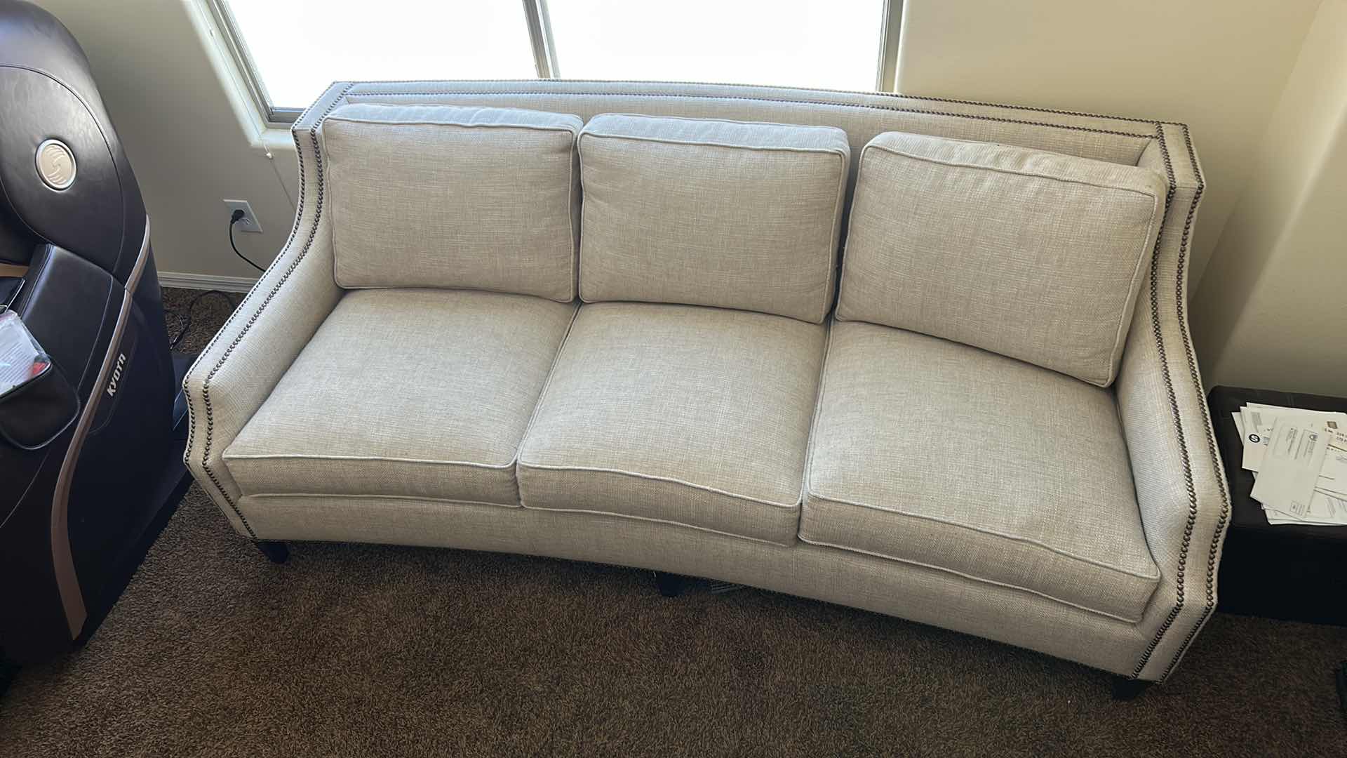 Photo 9 of 7' SOFA-  LEXINGTON UPHOLSTERY MADE IN USA OFF WHITE TEXTURED LINEN WITH NAIL HEAD FINISH