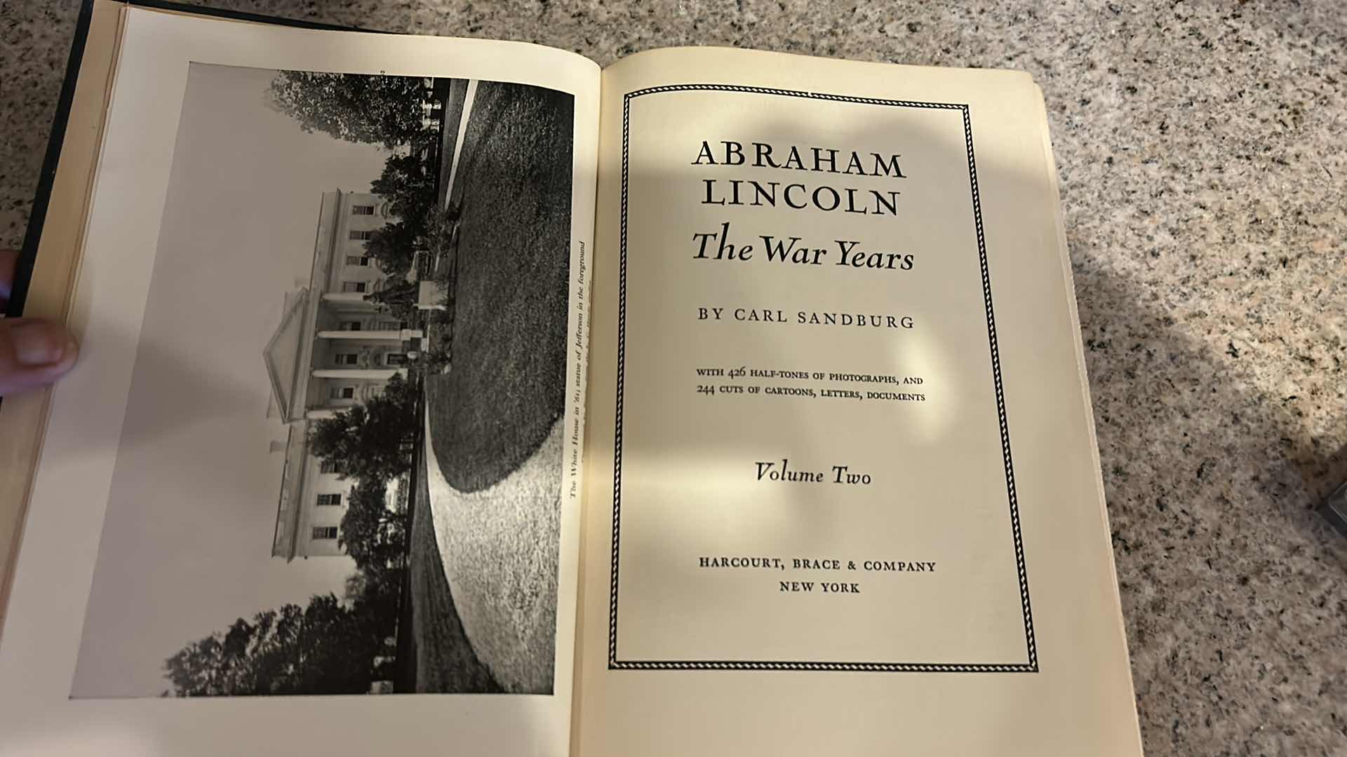 Photo 4 of 4 HARDCOVER BOOKS ABRAHAM LINCOLN THE WAR YEARS BY CARL SANDBURG