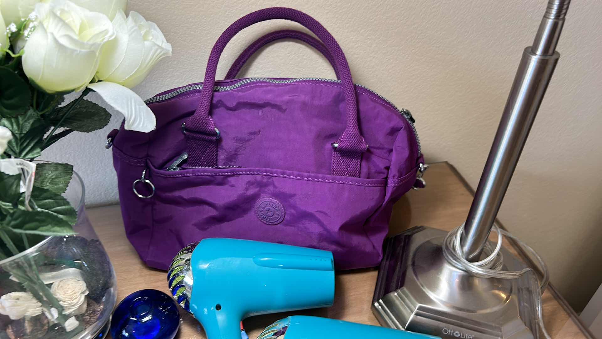 Photo 7 of MISC ASSORTMENT - PURPLE HANDBAG, VASE, TWO BLOW DYERS, LAMP AND MORE