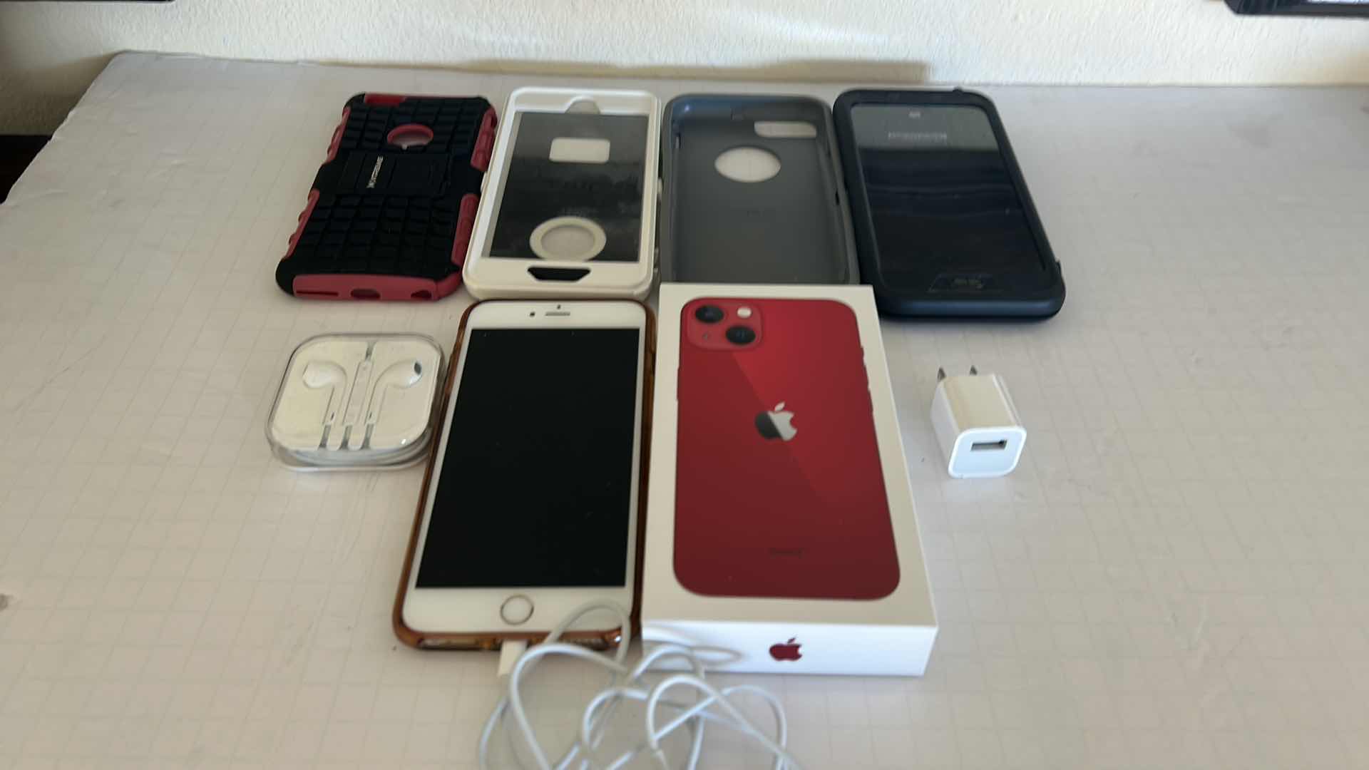 Photo 5 of iPHONE AND ACCESSORIES