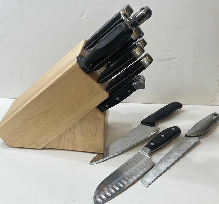 Photo 1 of KITCHEN KNIVES AND KNIFE BLOCK