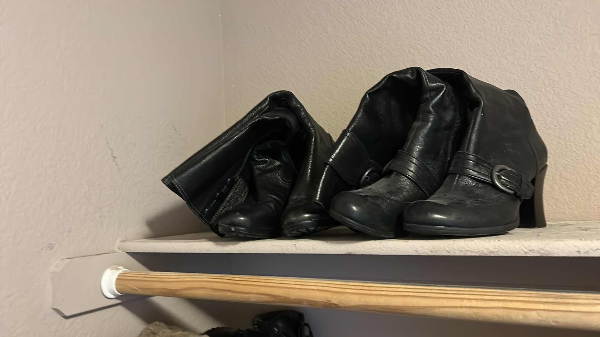 Photo 4 of 7 PAIRS WOMENS BOOTS SIZE 8/9