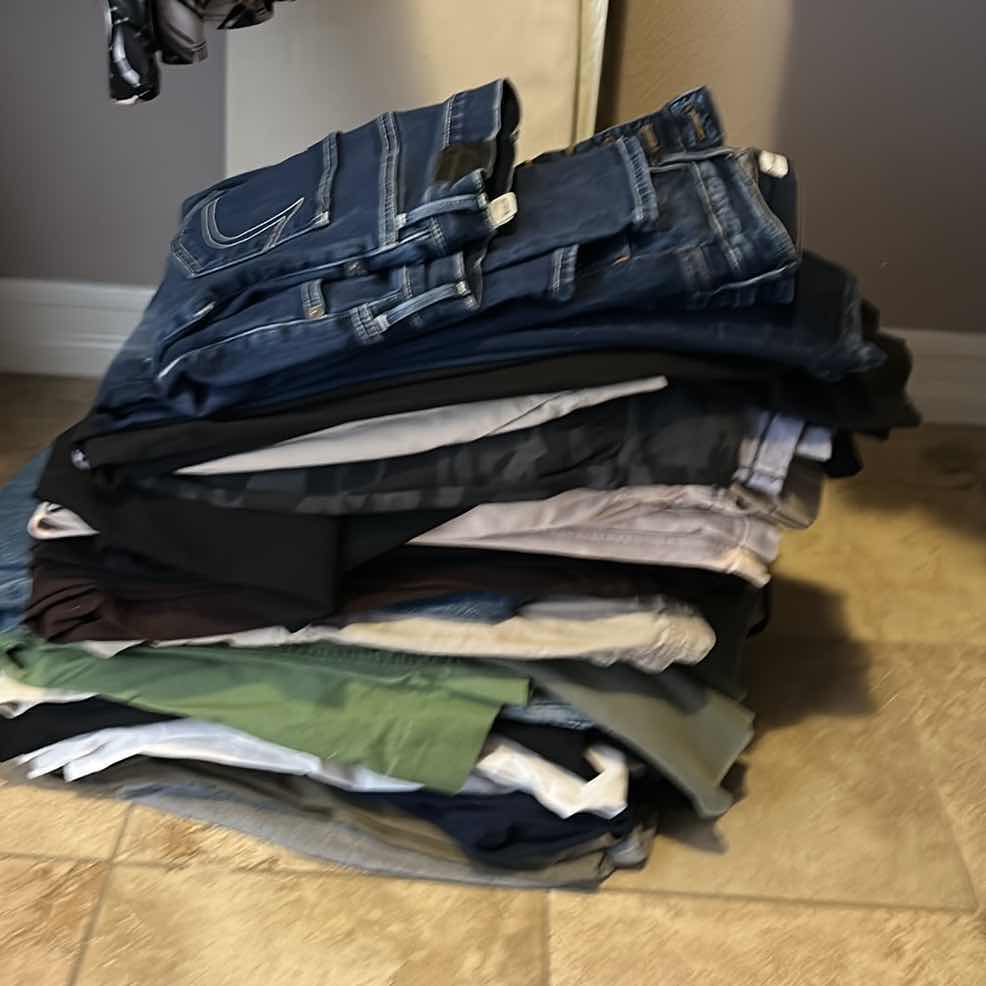 Photo 1 of LARGE STACK OF WOMENS PANTS MOSTLY SIZE 8