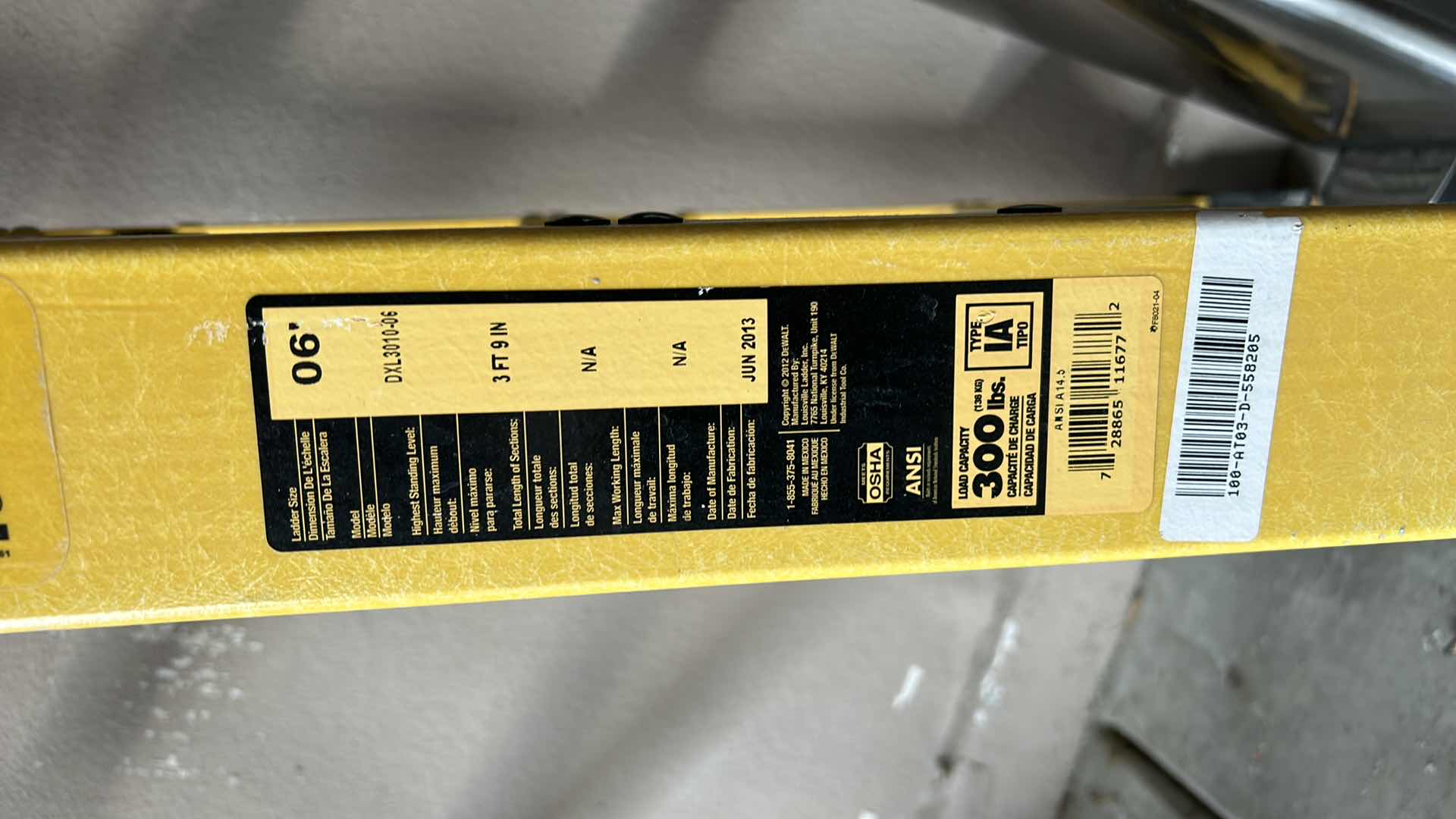 Photo 3 of DEWALT 6’ LADDER