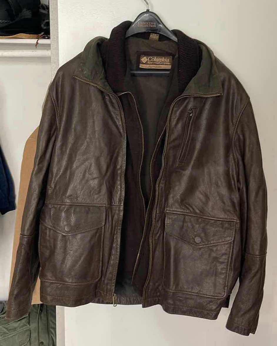 Photo 1 of COLUMBIA SPORTSWEAR COMPANY MENS BROWN LEATHER JACKET WITH REMOVABLE VEST SIZE L/G