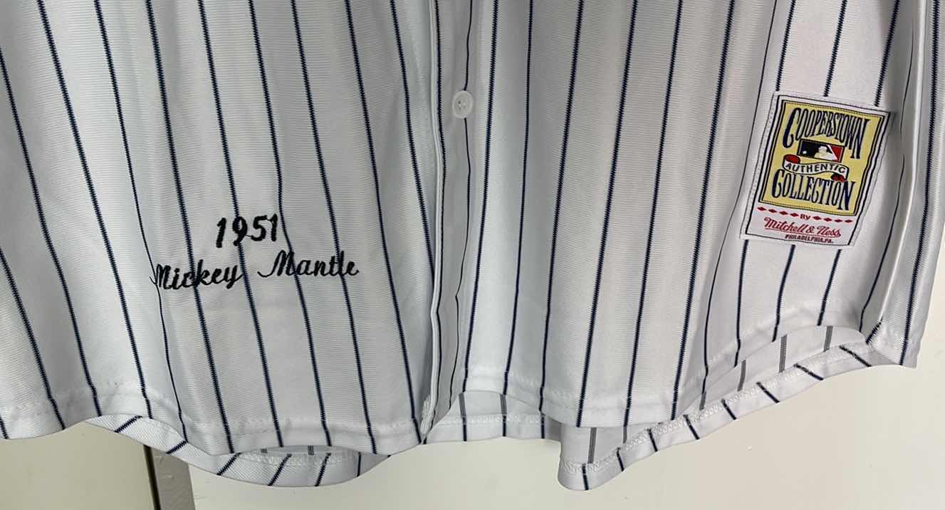 Photo 2 of NEW YORK YANKEES MITCHELL & NESS COOPERSTOWN COLLECTION #7 JERSEY 1951 MICKEY MANTLE EMBROIDERED SIZE 52