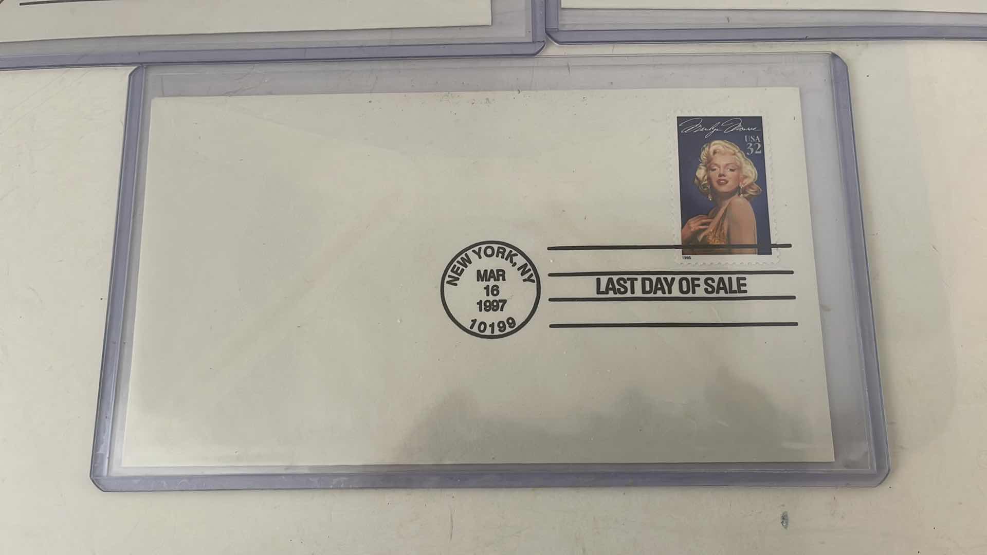Photo 3 of MARILYNN MONROE COMMEMORATIVE FIRST DAY ISSUE STAMP & ENVELOPE (5)