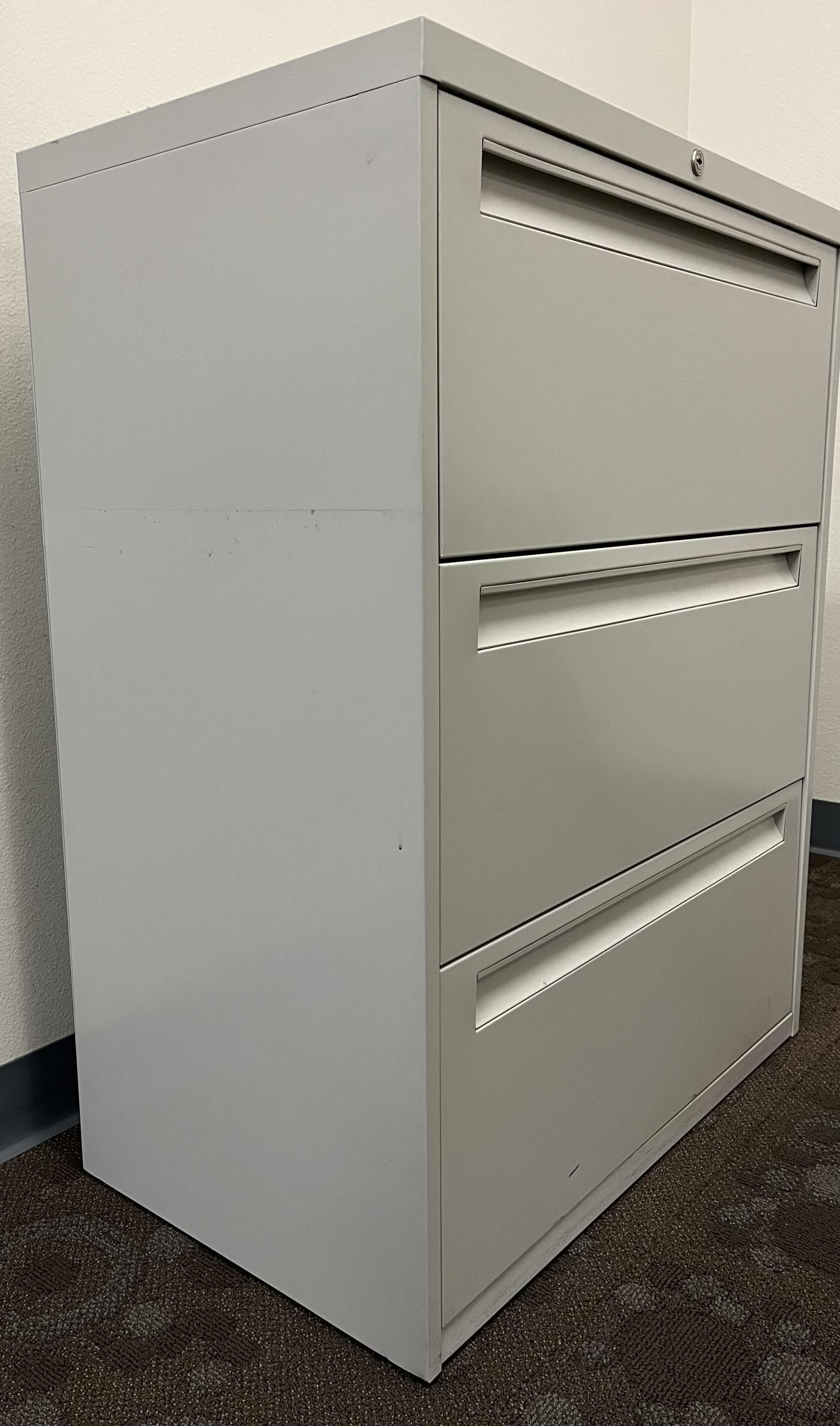 Photo 3 of STEELCASE METAL 3 DRAWER LATERAL FILE CABINET 30” X 18” H39”