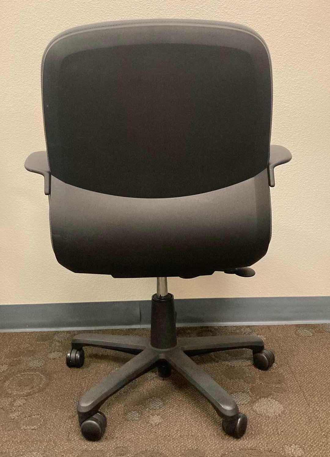 Photo 3 of STEELCASE RALLY GREY LOW-BACK SWIVEL OFFICE CHAIR 26.5” X 20” H33-38”