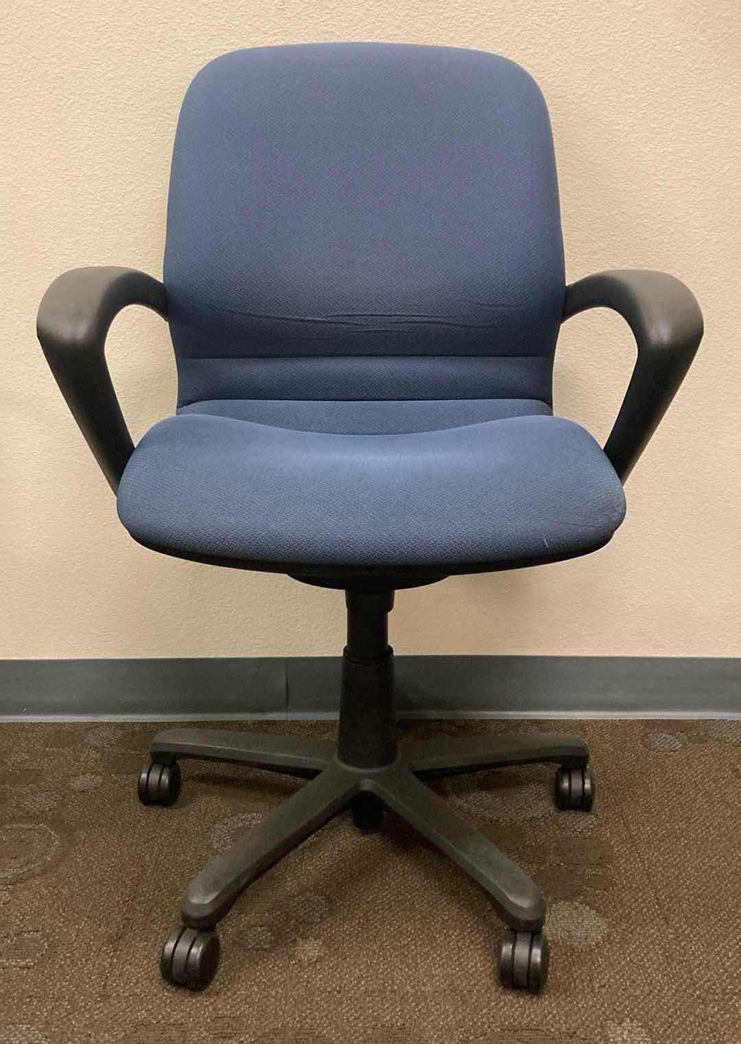 Photo 1 of STEELCASE RALLY BLUE LOW-BACK SWIVEL OFFICE CHAIR 26.5” X 20” H33-38”
