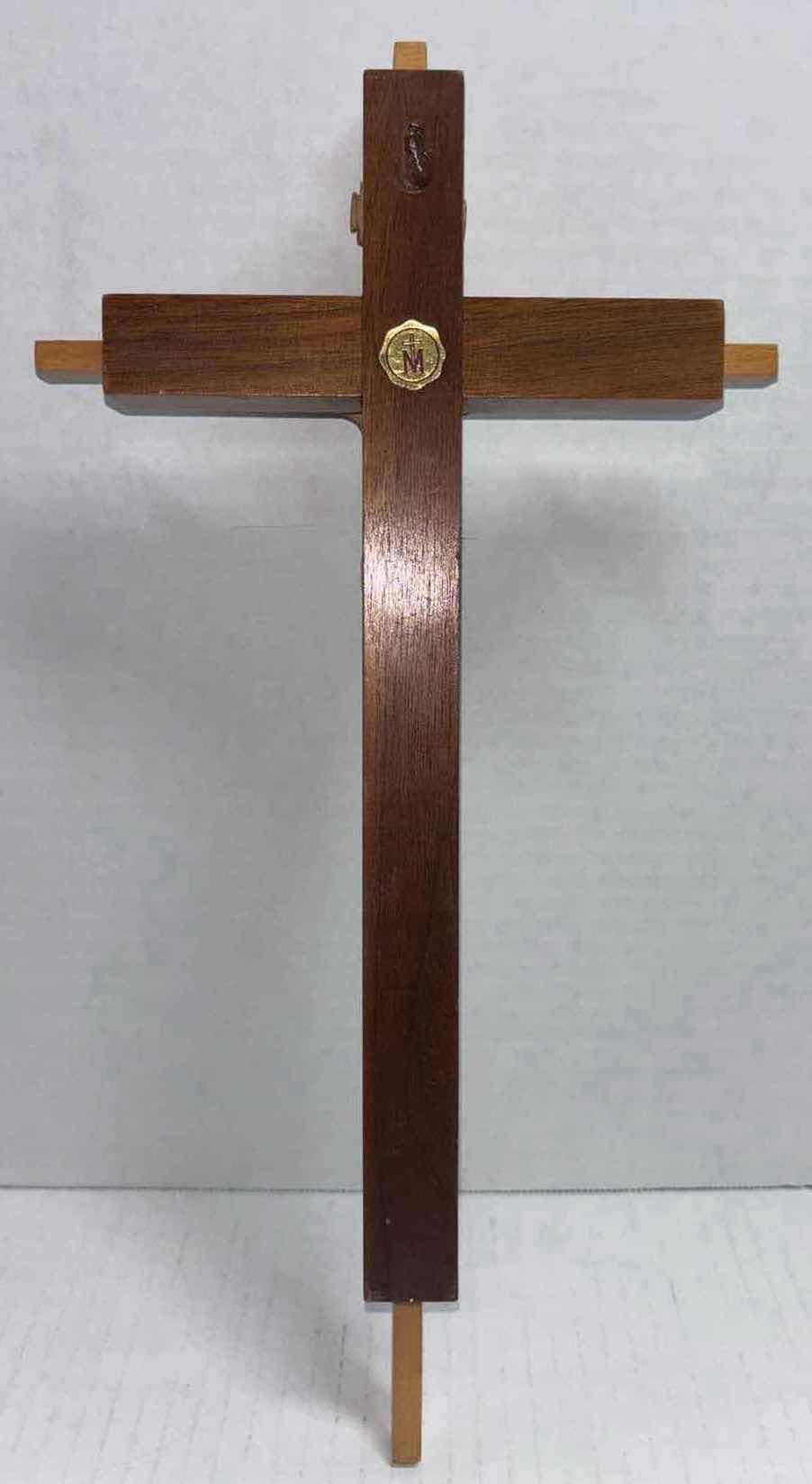 Photo 1 of RELIGIOUS CRUCIFIX WALL DECOR 7.5” X 14.75”