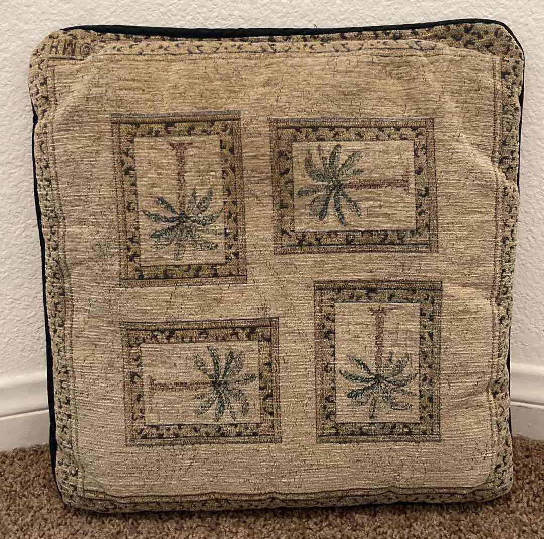 Photo 1 of FRENCH PALM TREE DECORATIVE PILLOW SET (4)