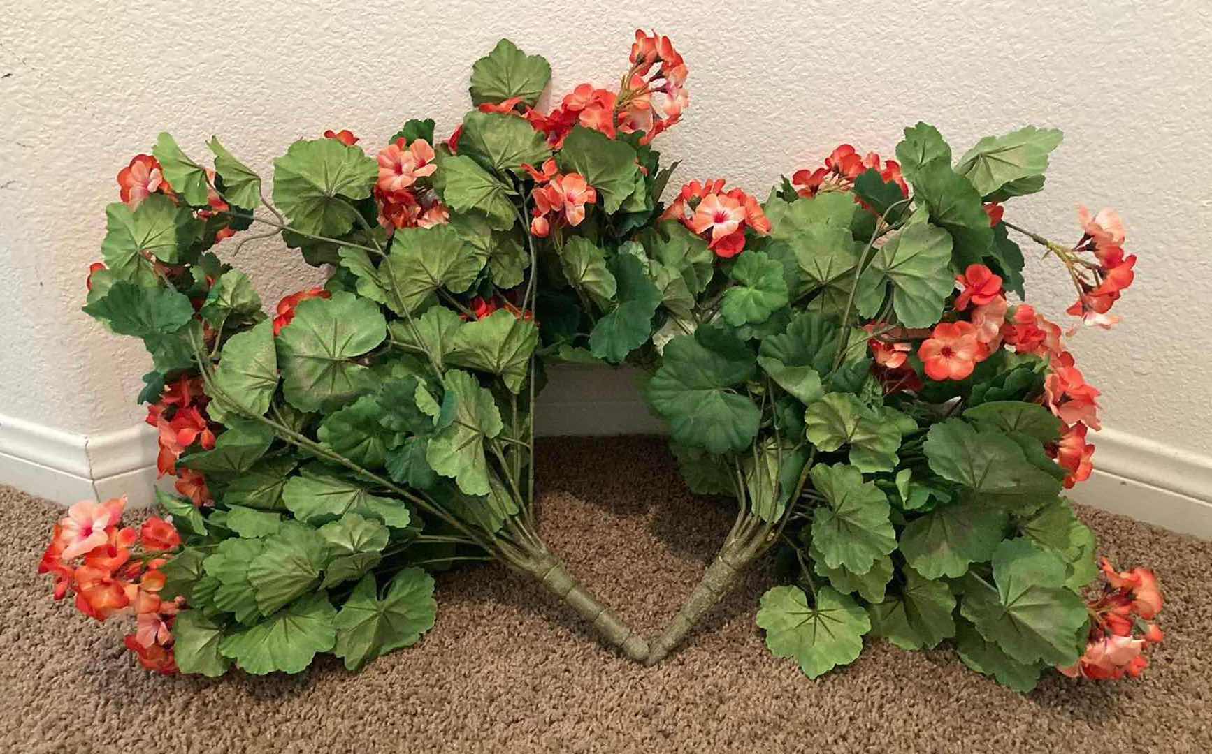 Photo 1 of GERANIUM DECORATIVE ARTIFICIAL BUSH (2)