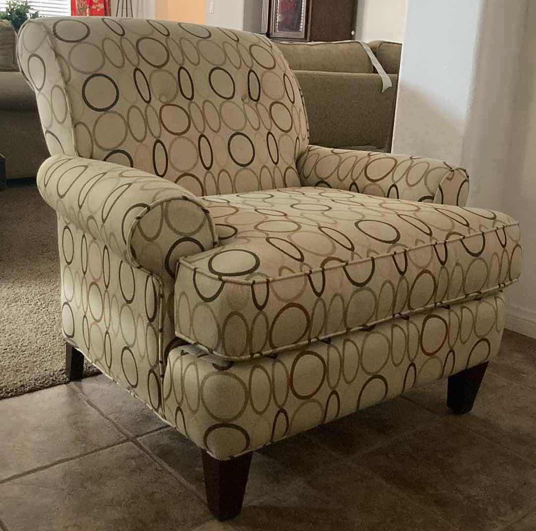 Photo 1 of ALAN WHITE ACCENT BEIGE CHAIR W PILLOWS 32.5” X 40” H34”
