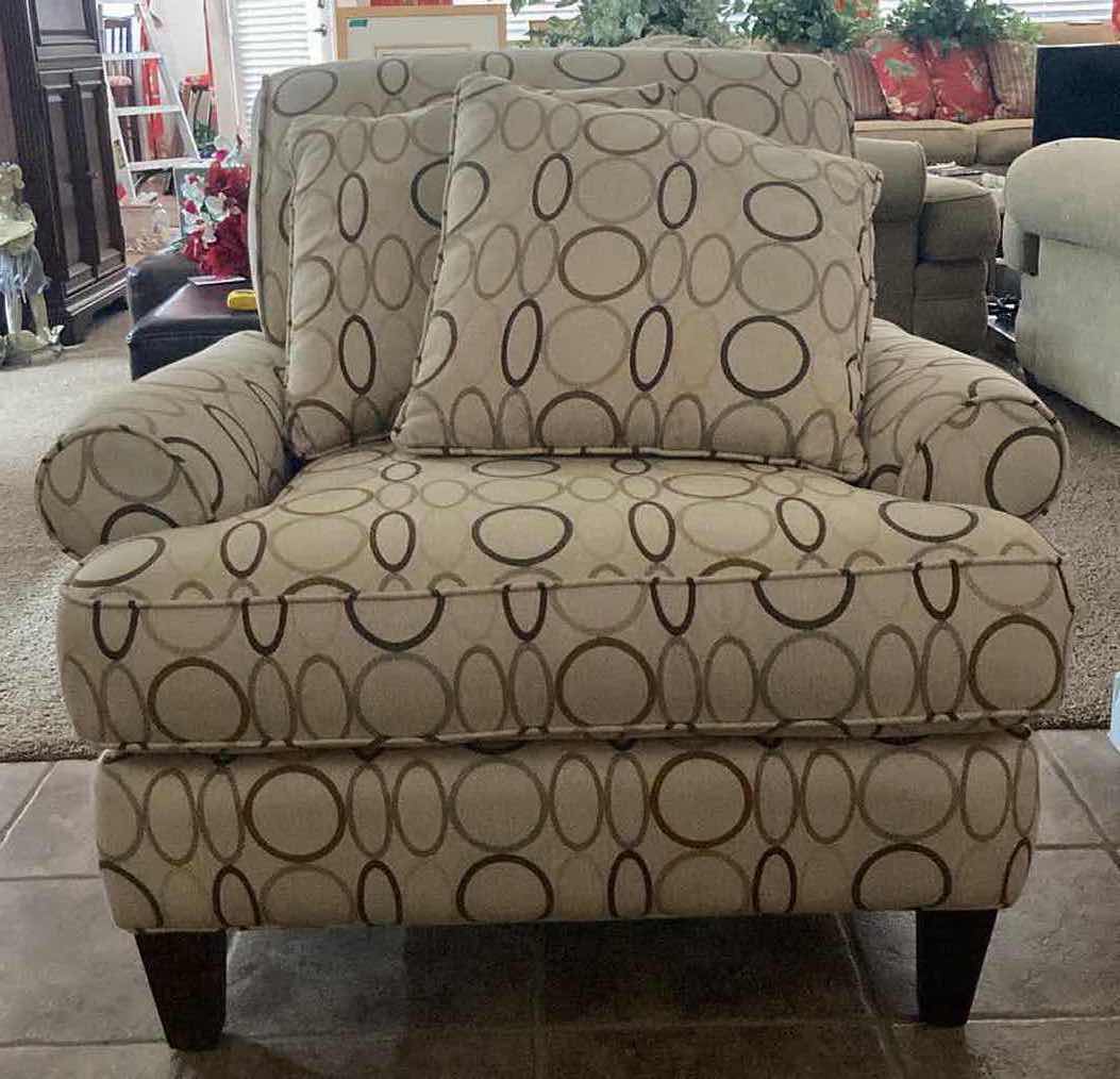 Photo 1 of ALAN WHITE ACCENT BEIGE CHAIR W PILLOWS 32.5” X 40” H34”