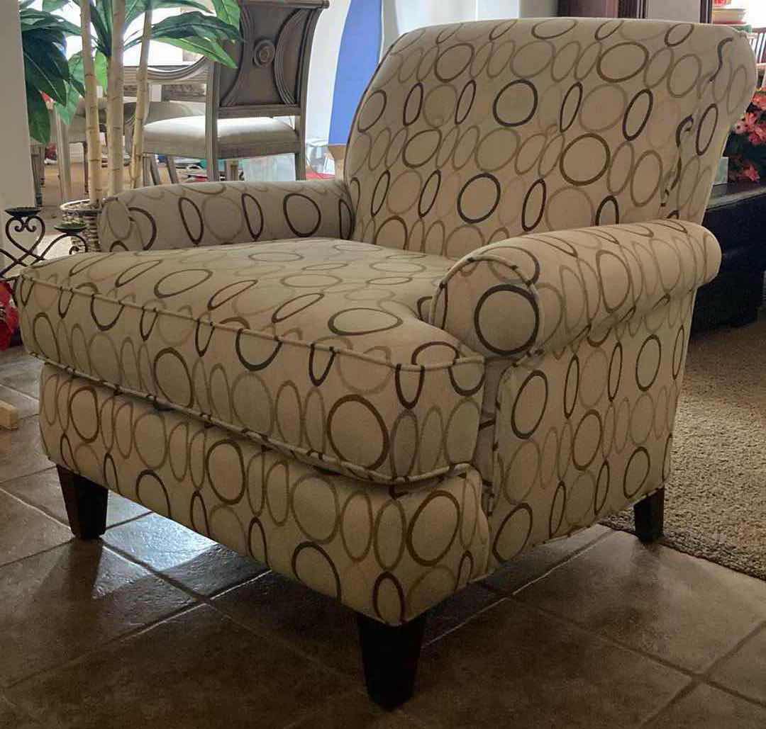 Photo 1 of ALAN WHITE ACCENT BEIGE CHAIR W PILLOWS 32.5” X 40” H34”
