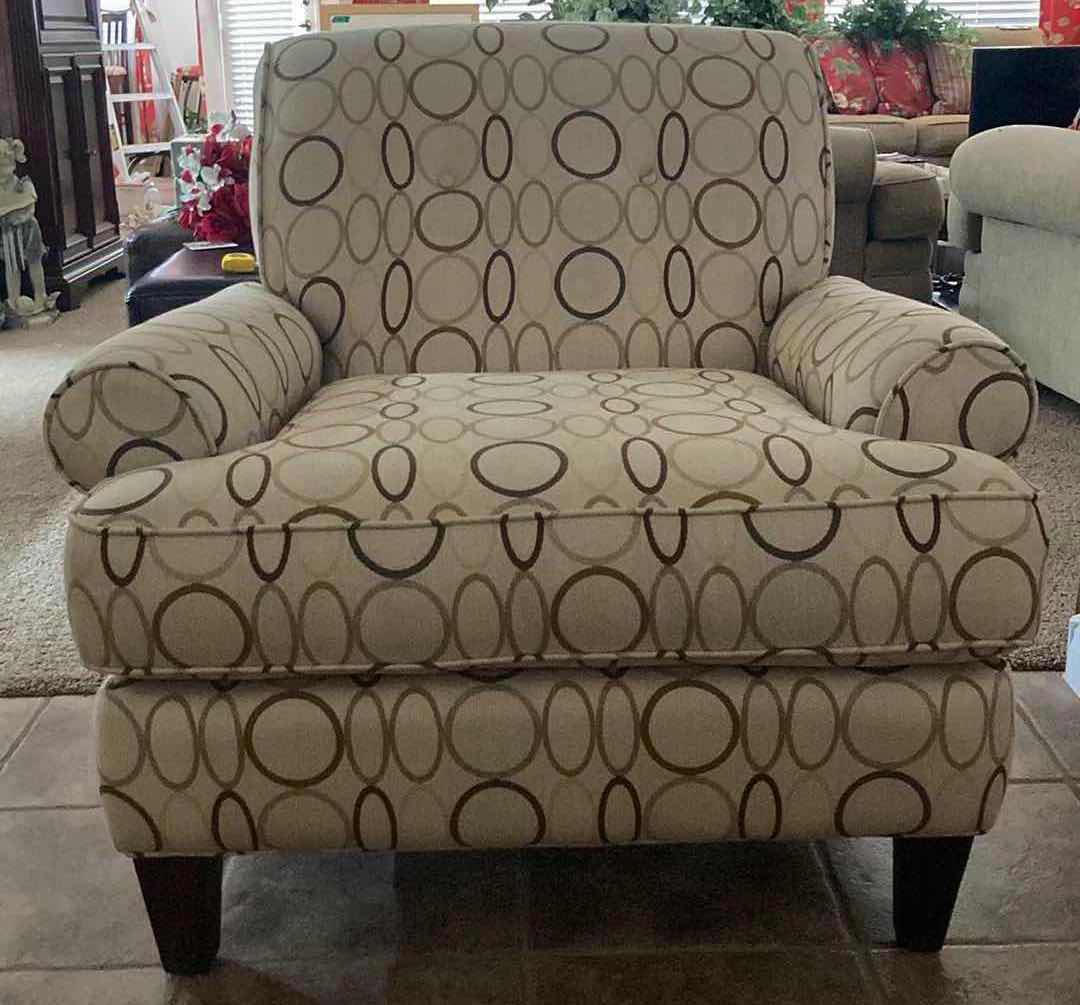 Photo 1 of ALAN WHITE ACCENT BEIGE CHAIR W PILLOWS 32.5” X 40” H34”