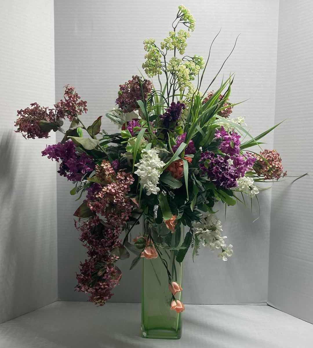 Photo 1 of FLOWER BOUQUET W GLASS VASE H30”