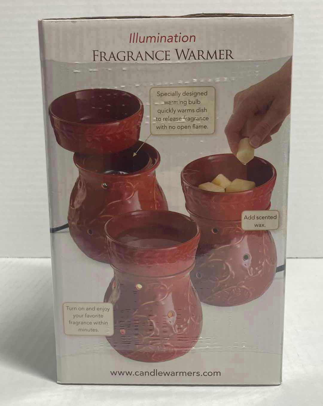 Photo 1 of CANDLE WARMERS ILLUMINATION FRAGRANCE WARMER W APPLE PIE WAX