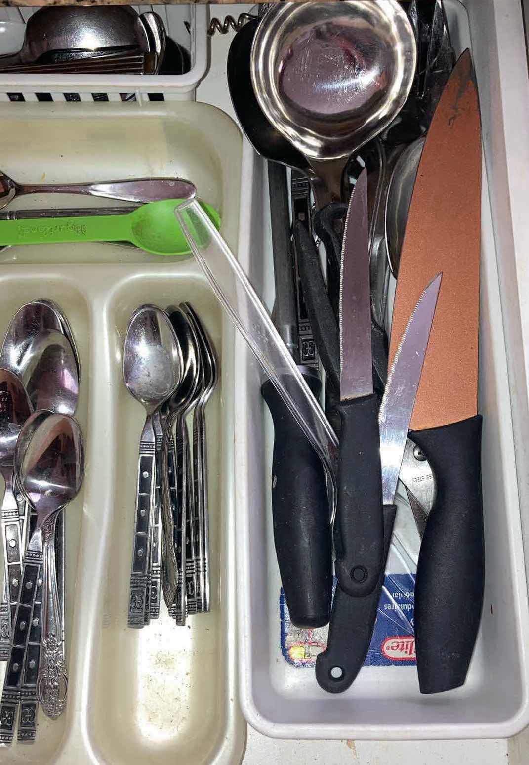 Photo 1 of CONTENTS OF DRAWER-FLATWARE, KITCHEN KNIVES, & UTENSILS