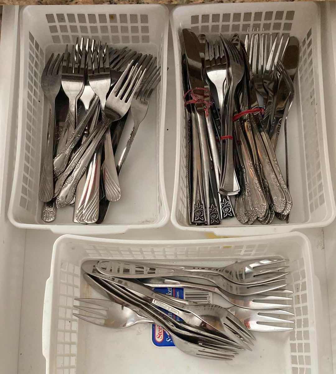 Photo 1 of CONTENTS OF DRAWER-FLATWARE