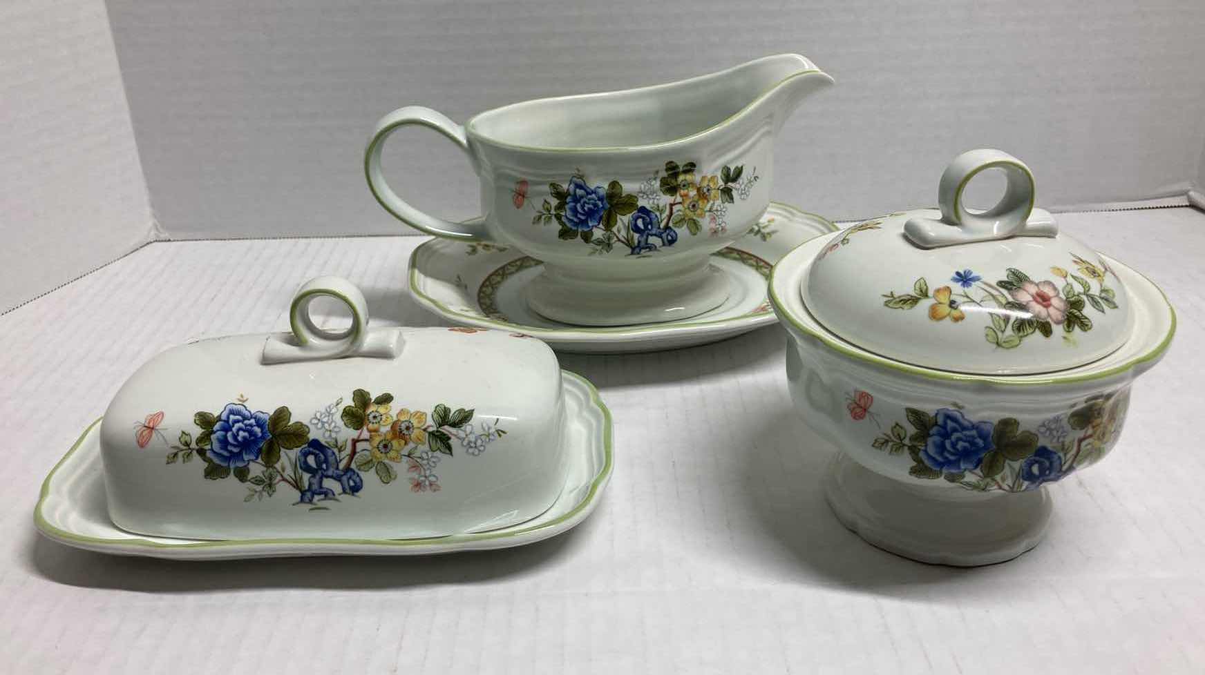 Photo 1 of MIKASA HERITAGE IMARI BOUQUET JAPANESE PORCELAIN SET