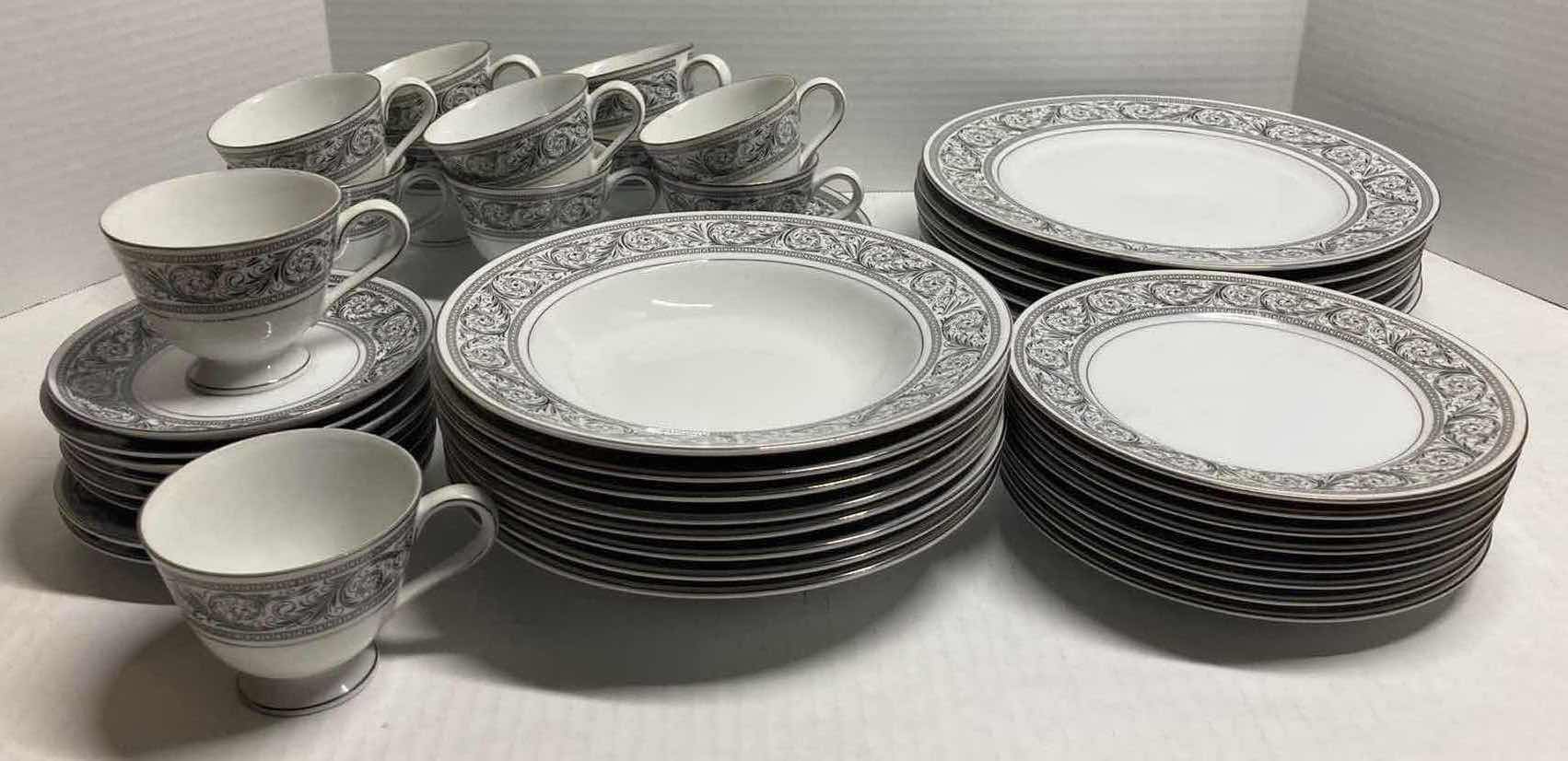 Photo 1 of HARMONY HOUSE VALENICA JAPANESE FINE CHINA DINNERWARE SET 43PC