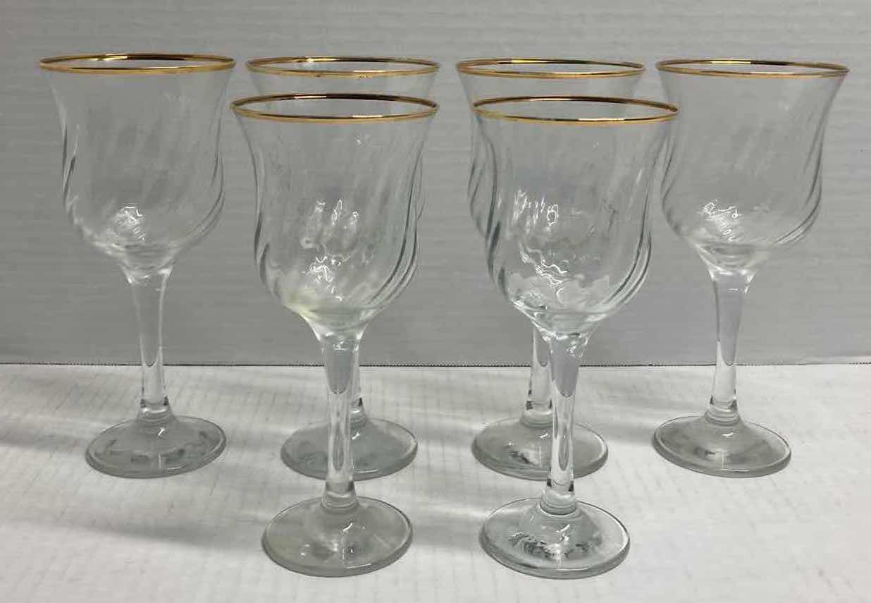 Photo 1 of CIRCLEWARE GOLD RIM CHAMPAGNE & WINE GLASSES 17PC