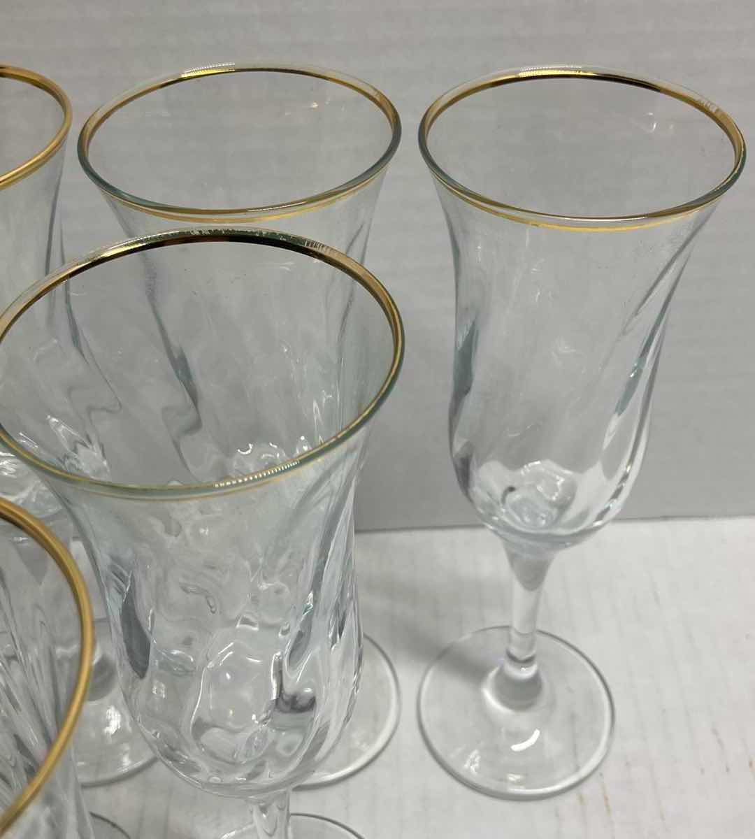 Photo 1 of CIRCLEWARE GOLD RIM CHAMPAGNE & WINE GLASSES 17PC