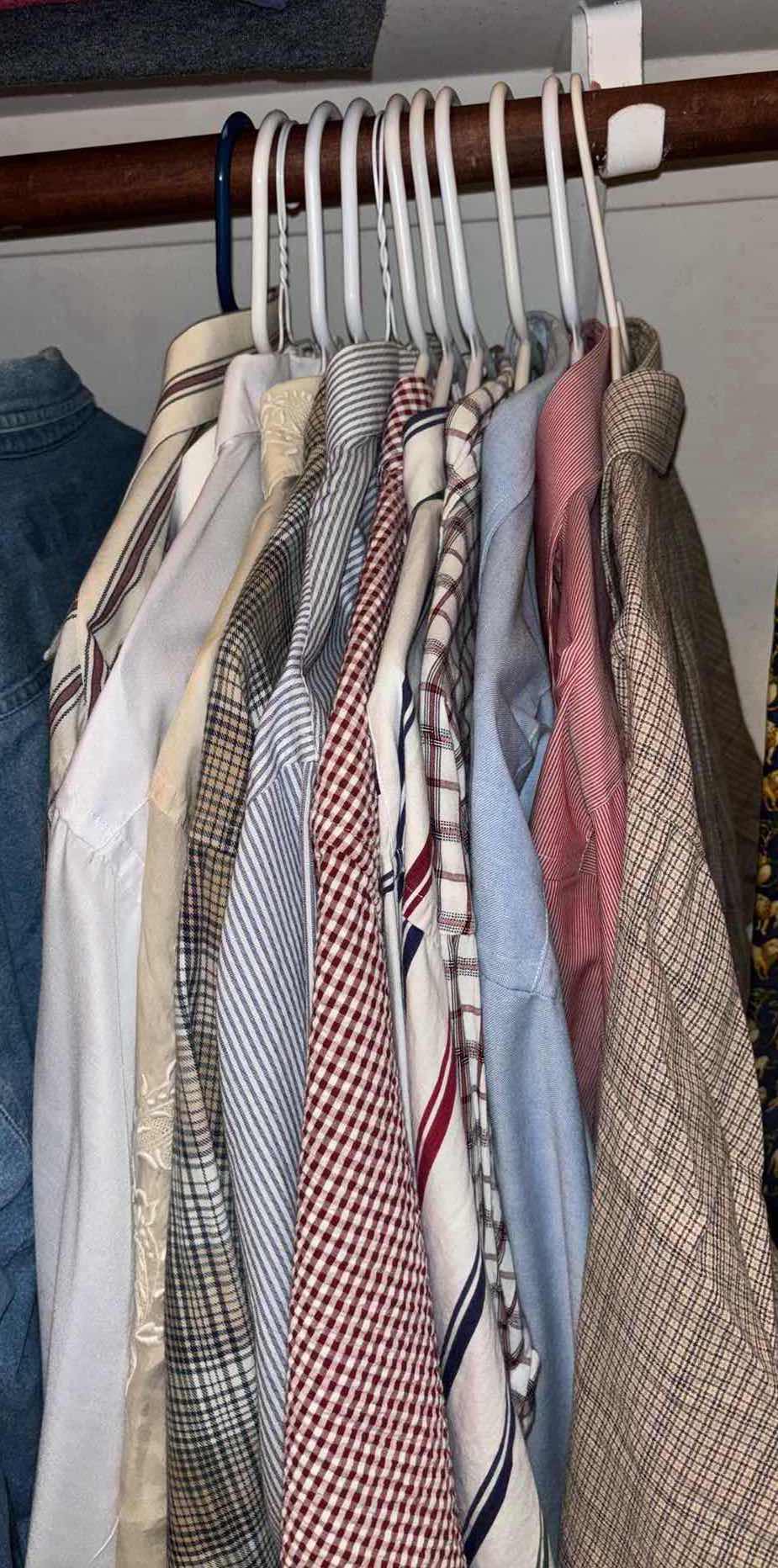 Photo 1 of MENS CLOTHING (SIZES MED-LARGE, 34x29, 36x30)