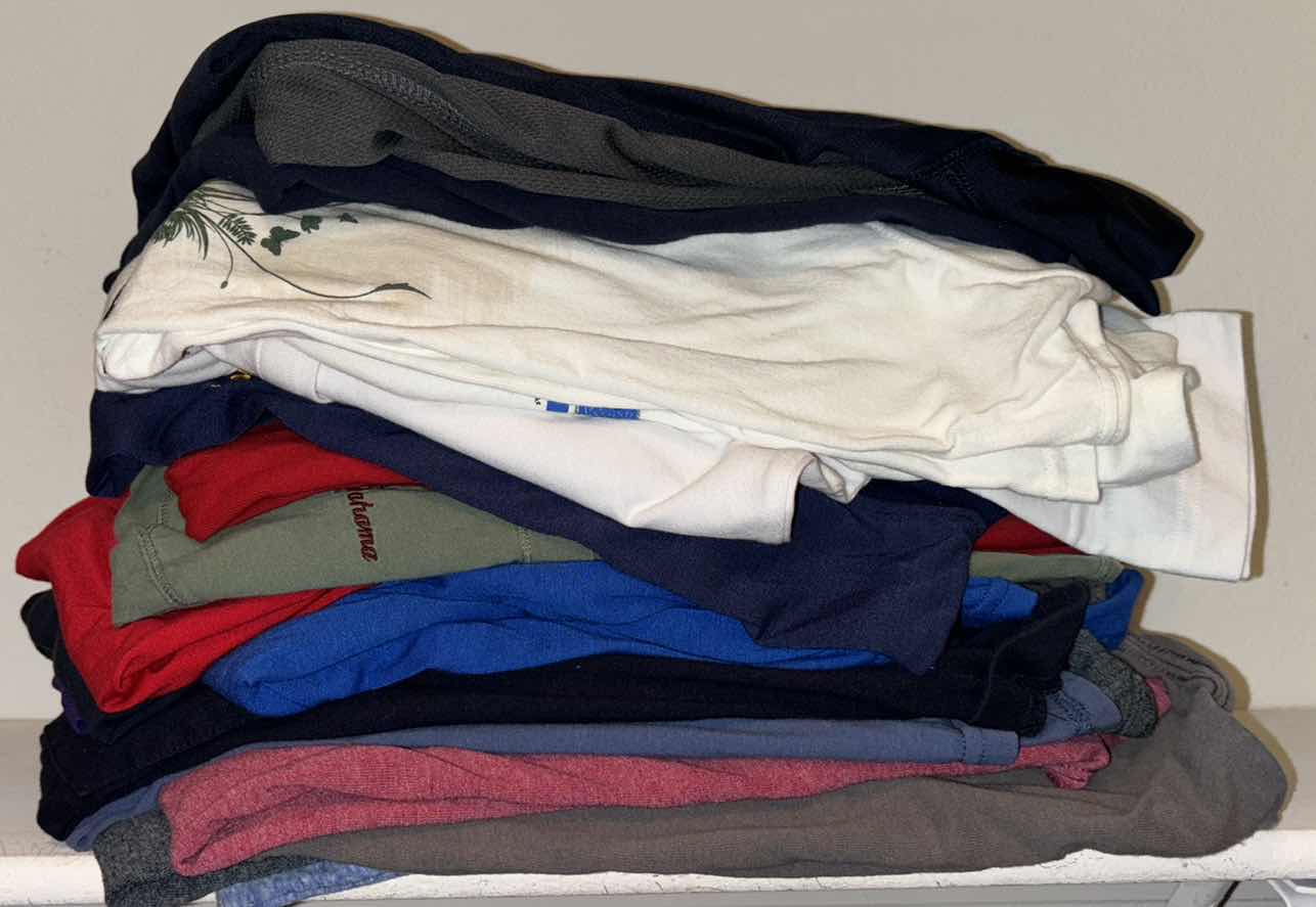 Photo 1 of MENS CLOTHING (SIZES MED-LARGE, 34x29, 36x30)