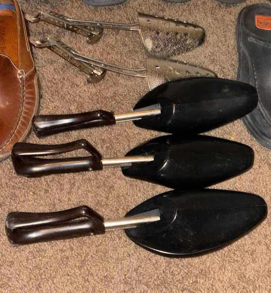 Photo 1 of MENS SHOES & STRETCHERS (SIZES 9-9.5)