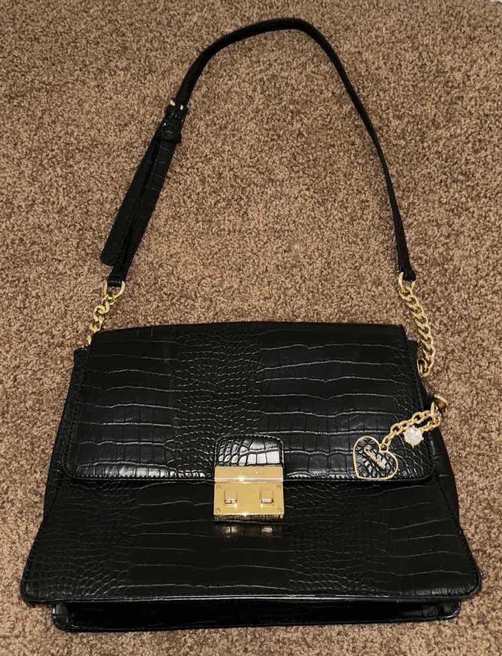 Photo 1 of CALVIN KLEIN PURSE