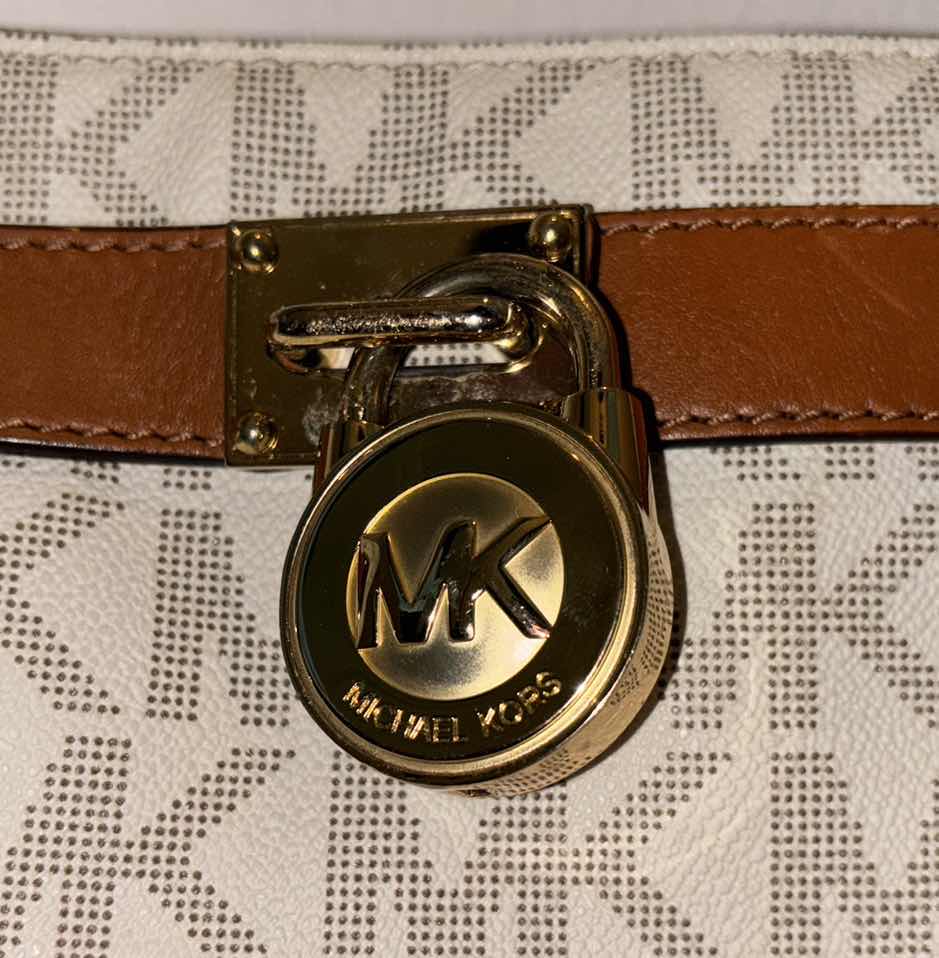 Photo 1 of MICHAEL KORS WOMENS HANDBAG & WALLET SET (NOT AUTHENTICATED)
