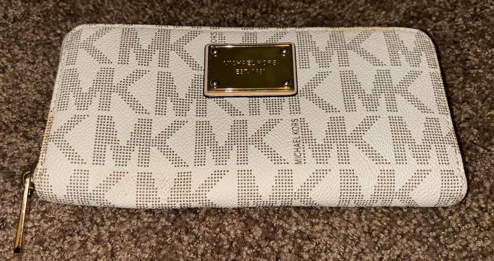 Photo 1 of MICHAEL KORS WOMENS HANDBAG & WALLET SET (NOT AUTHENTICATED)