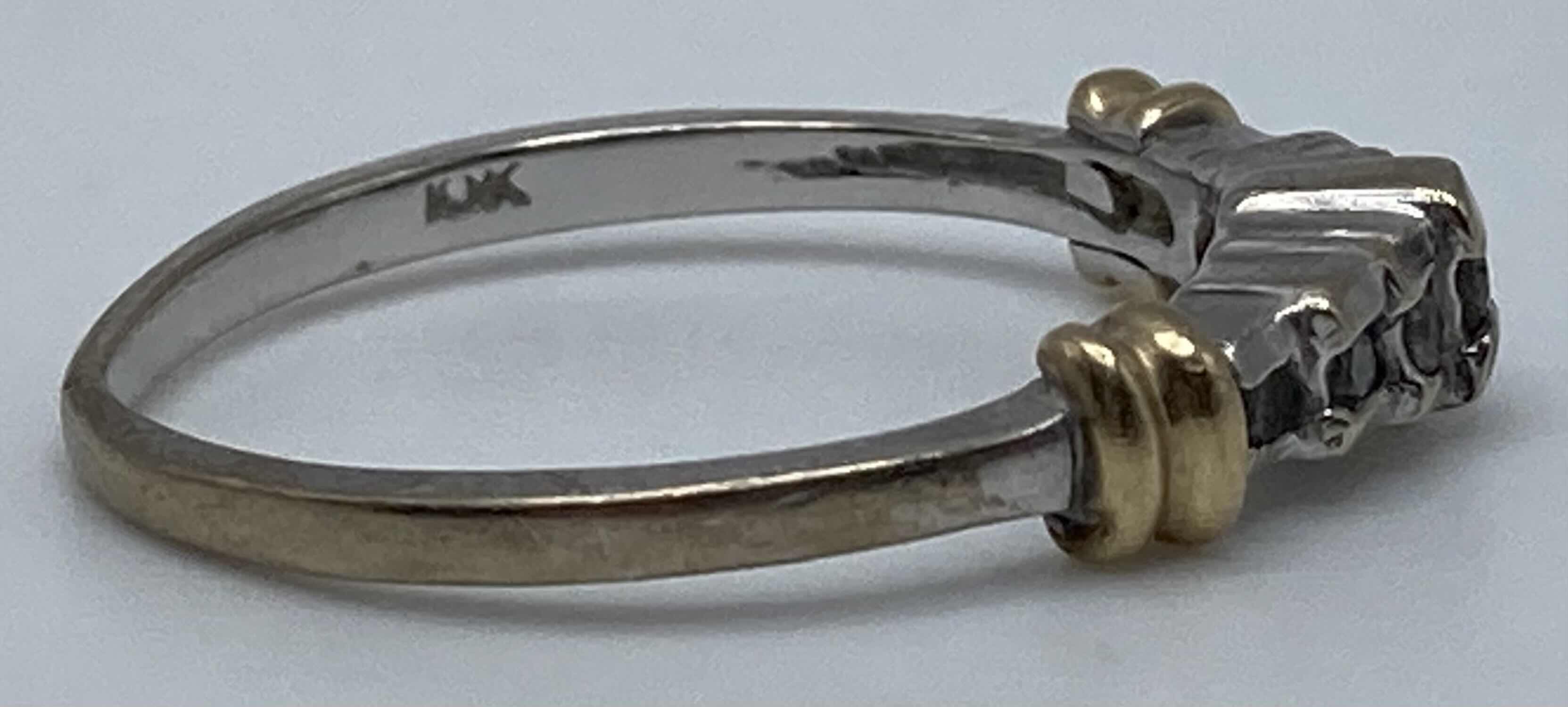 Photo 1 of 10K GOLD RING W CLEAR STONES APPROX RING SIZE 8.5-9 (2.0G)