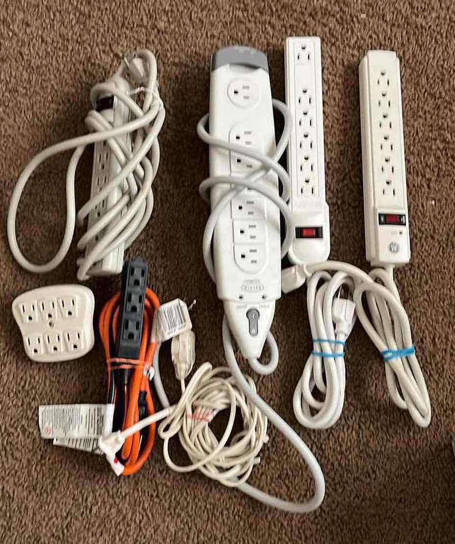 Photo 1 of POWER STRIPS & EXTENSION CORDS W CLAPPER