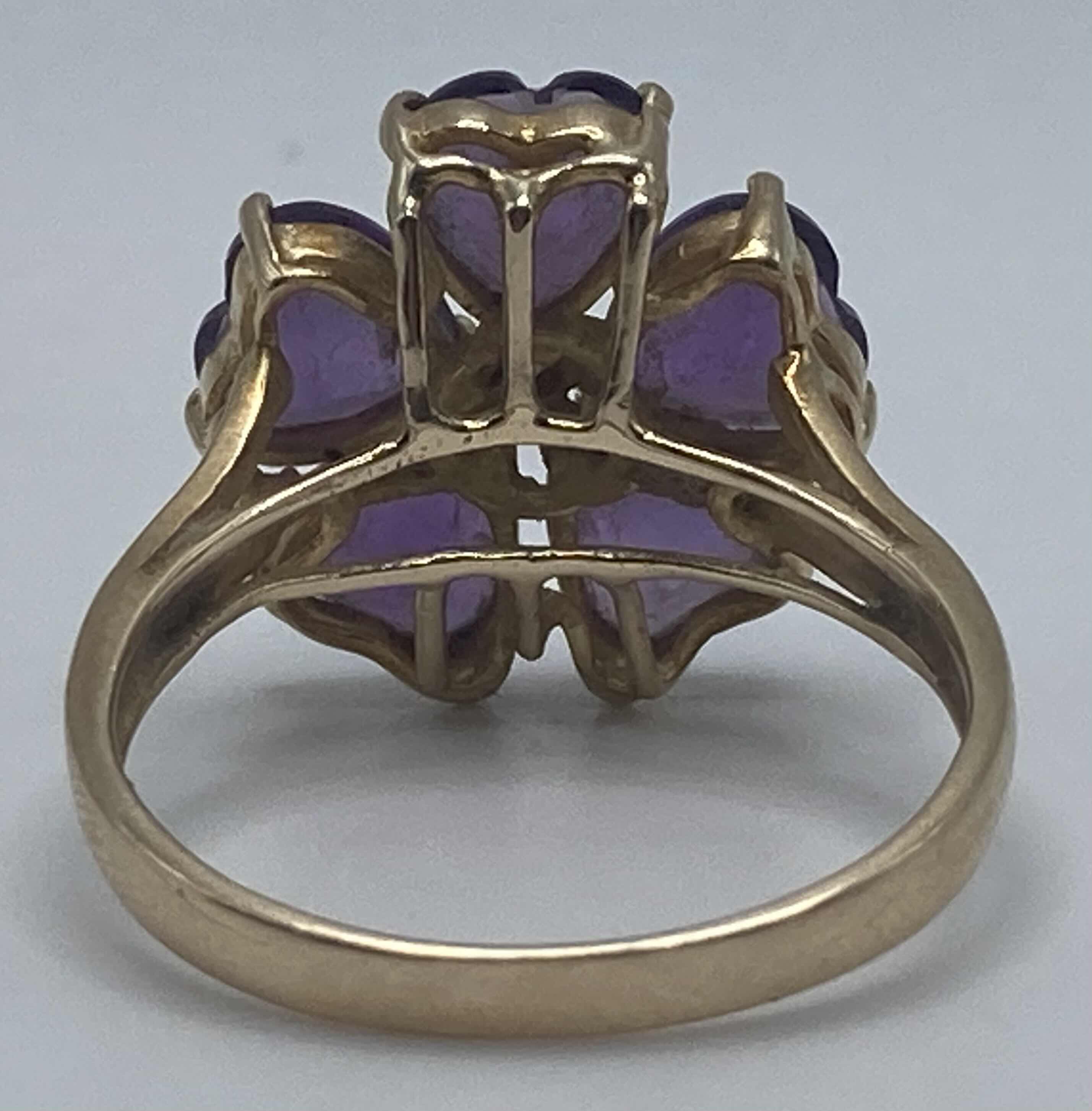 Photo 1 of 14K GOLD RING W PURPLE STONES APPROX RING SIZE 8.5-9 (3.7G)