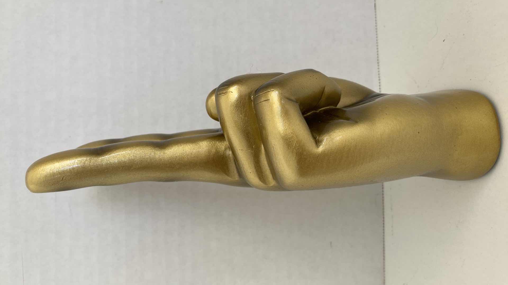 Photo 2 of GOLD FINISH PEACE SIGN HAND GESTURE RESIN STATUE H8.75”