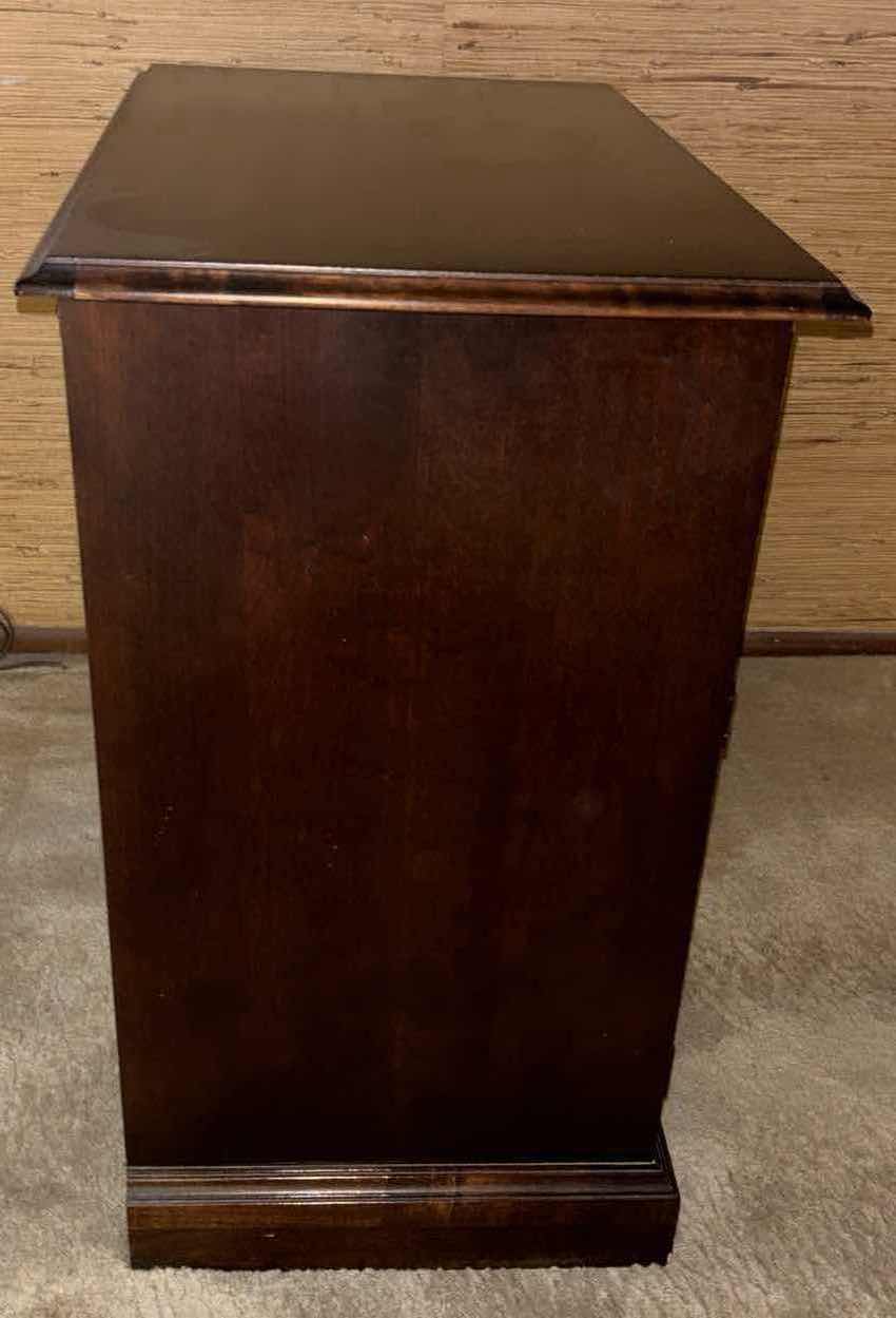 Photo 4 of TV CABINET W SWIVEL TOP 18” X 28.25” H31”