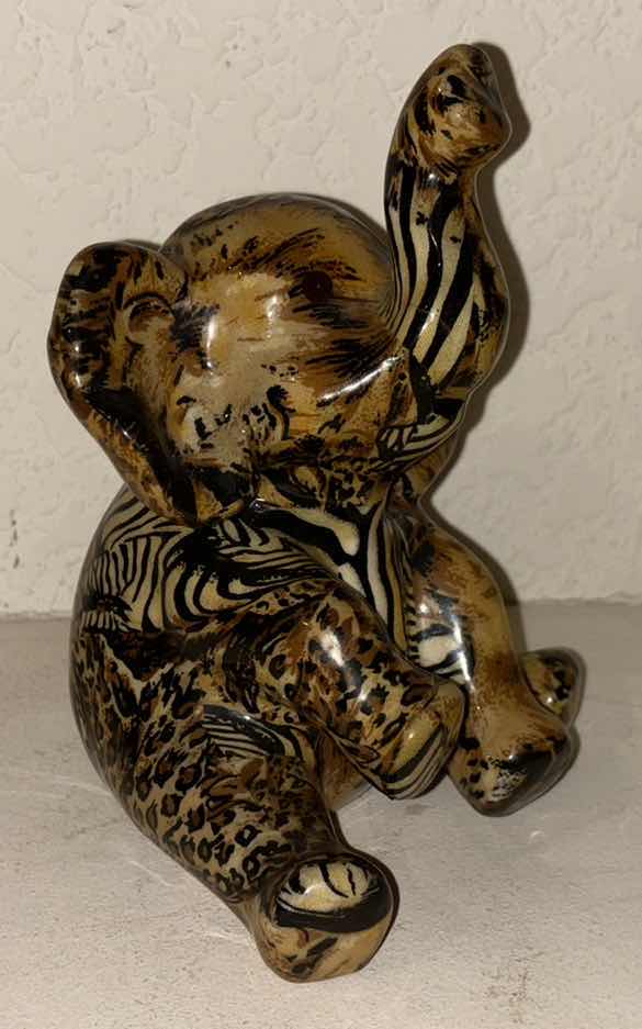 Photo 4 of MID CENTURY LA VIE CERAMIC TRUNK UP ELEPHANT FIGURINE W SAFARI ANIMAL PATCHWORK PRINT (2 PCS)