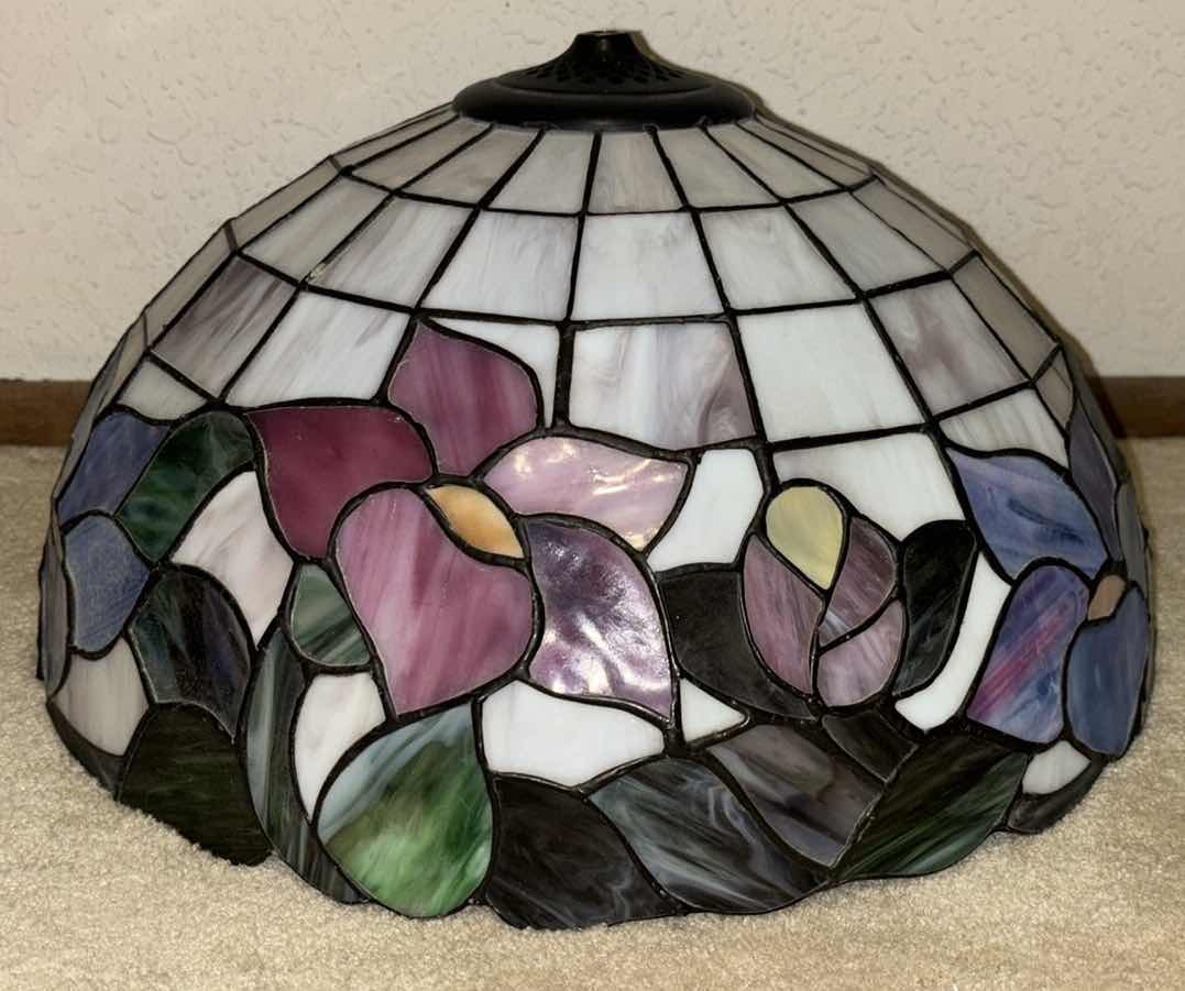 Photo 1 of TIFFANY STYLE STAINED GLASS LAMP SHADE 17”D