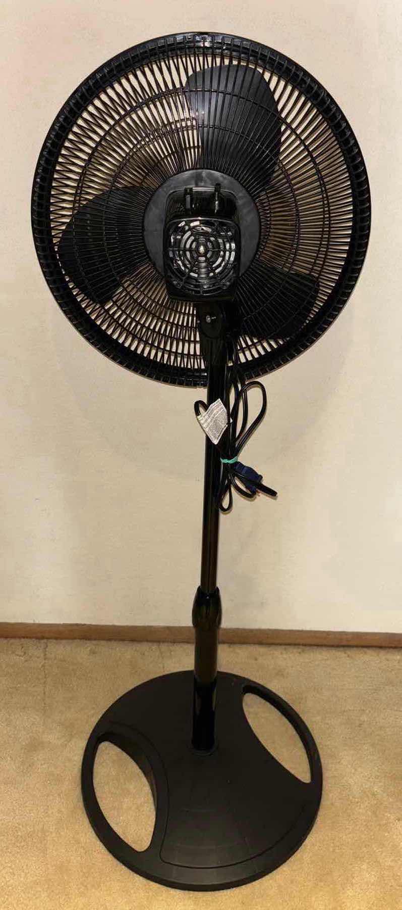 Photo 2 of LASKO 18” STAND UP OSCILLATING FAN (BLACK)