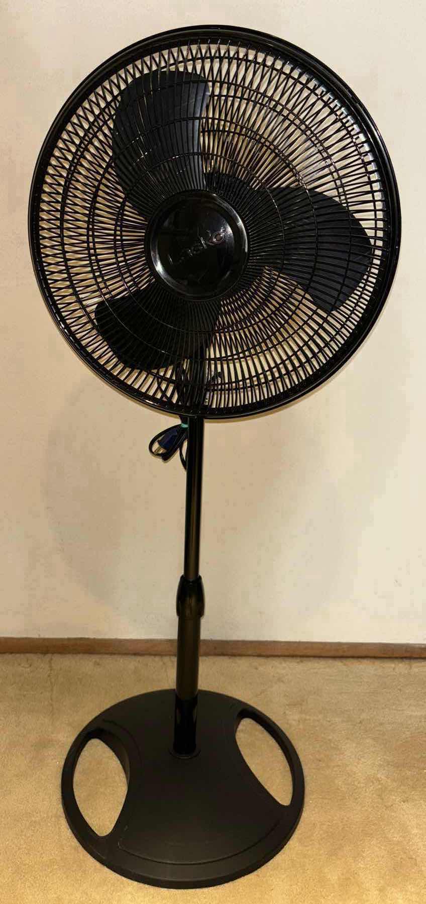 Photo 1 of LASKO 18” STAND UP OSCILLATING FAN (BLACK)