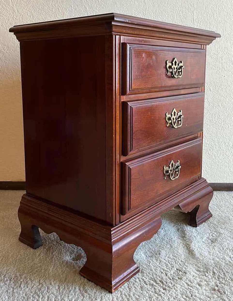 Photo 4 of AMERICAN DREW DARK WALNUT WOOD NIGHTSTAND 22” X 15” H26”