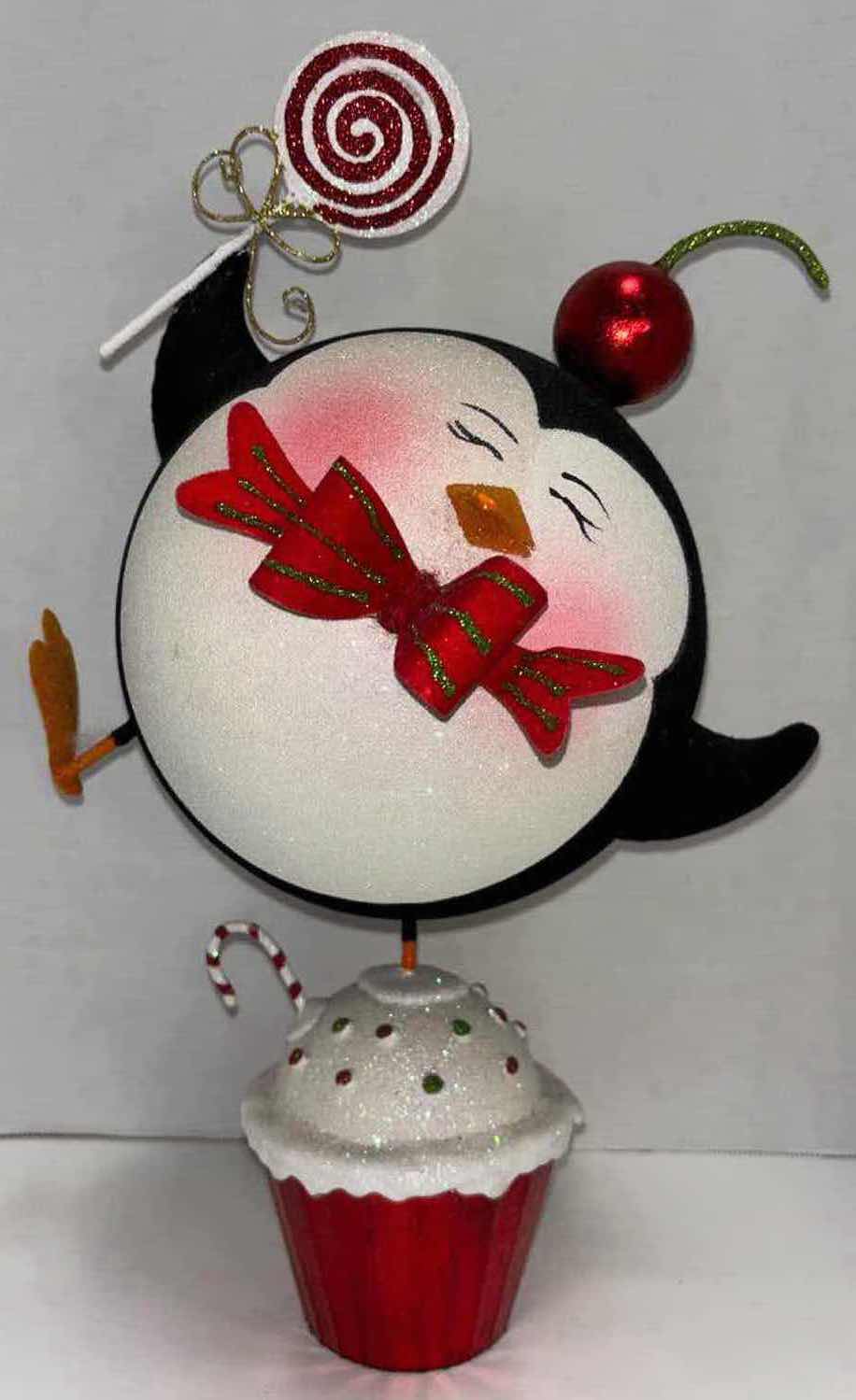 Photo 1 of PIER 1 CHRISTMAS PENGUIN/CUPCAKE GLITTER DECORATION H15.5”