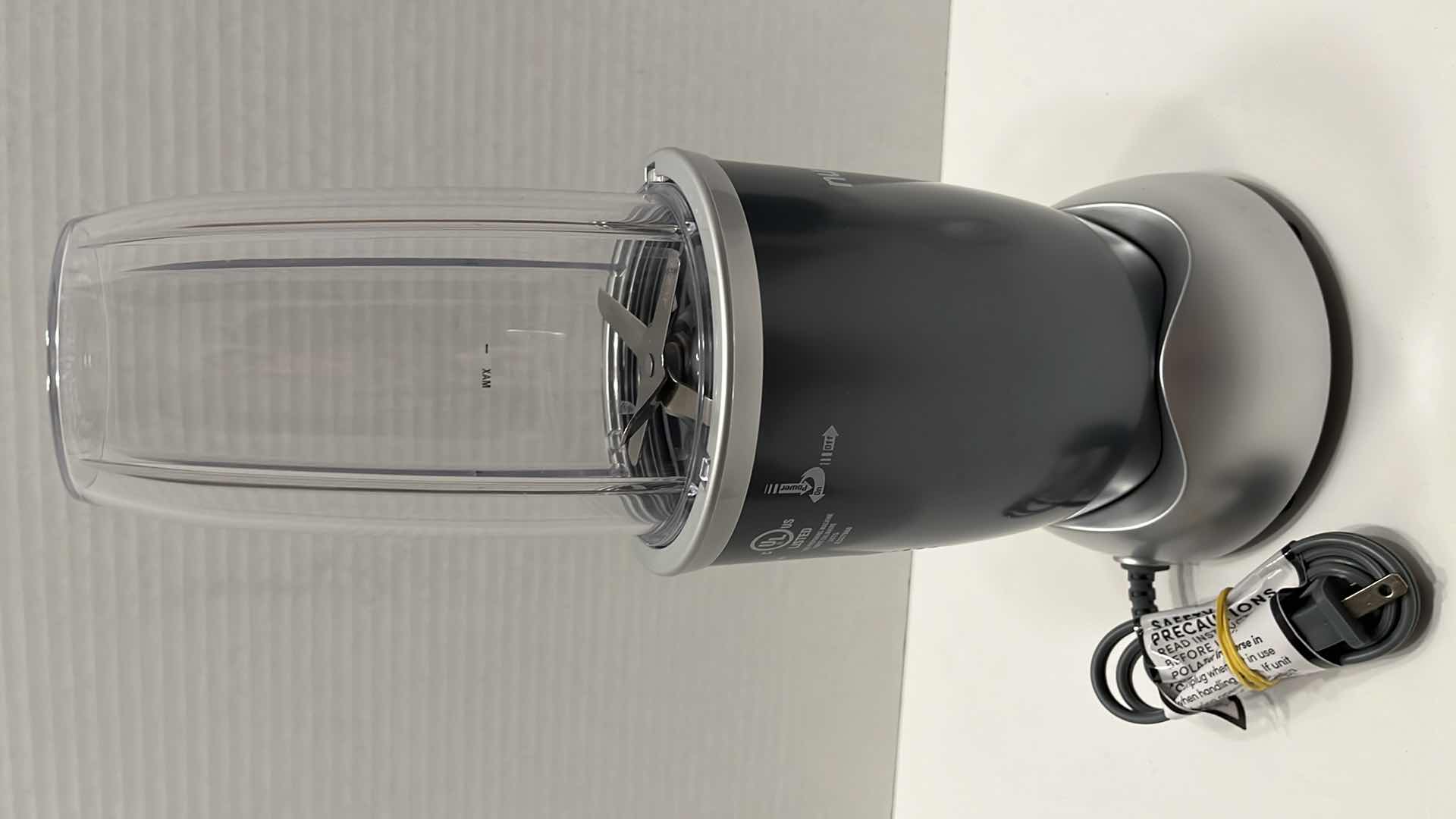 Photo 5 of NUTRIBULLET PERSONAL 24OZ BLENDER W EXTRA CUP MODEL NB-101B