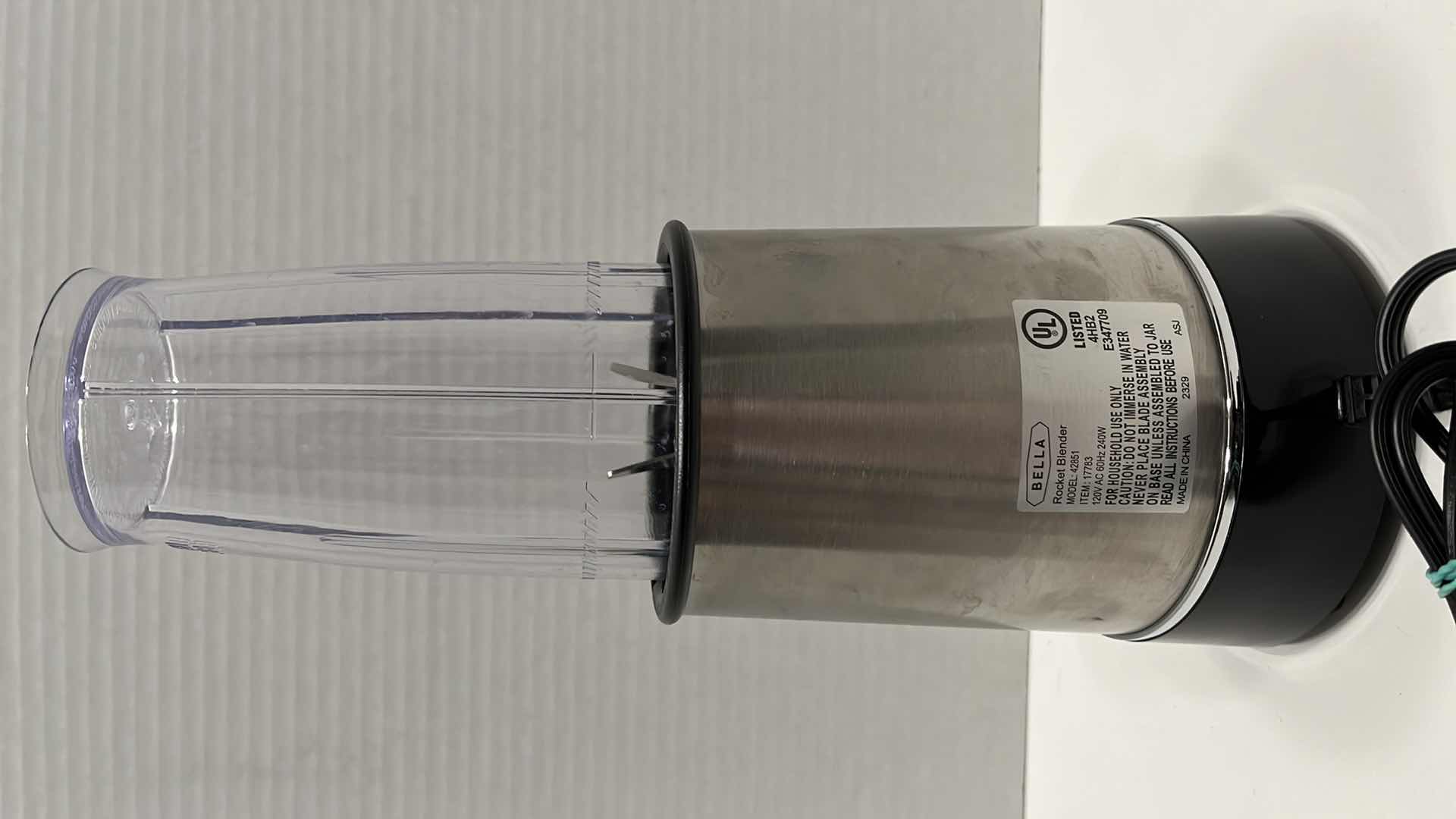 Photo 4 of BELLA ROCKET STAINLESS STEEL BLENDER MODEL 42851