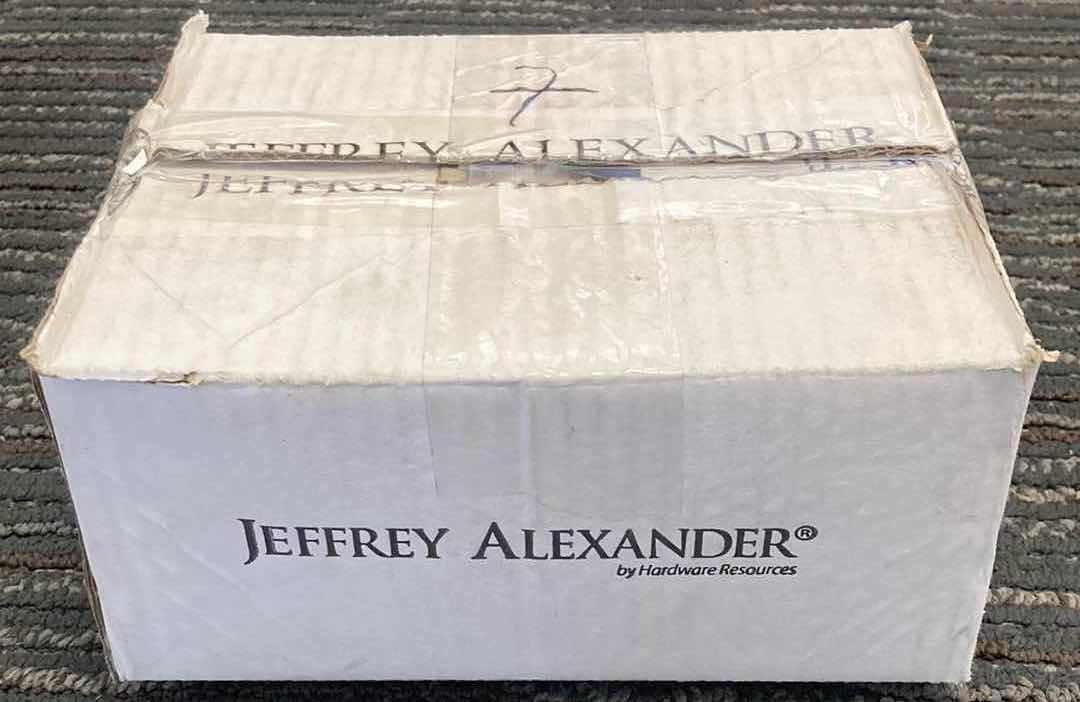 Photo 3 of JEFFREY ALEXANDER BY HARDWARE RESOURCES SATIN NICKEL LYON SHAKER CUP PULL CABINET HANDLE 8233SN 1BOX/16PCS (READ NOTES)